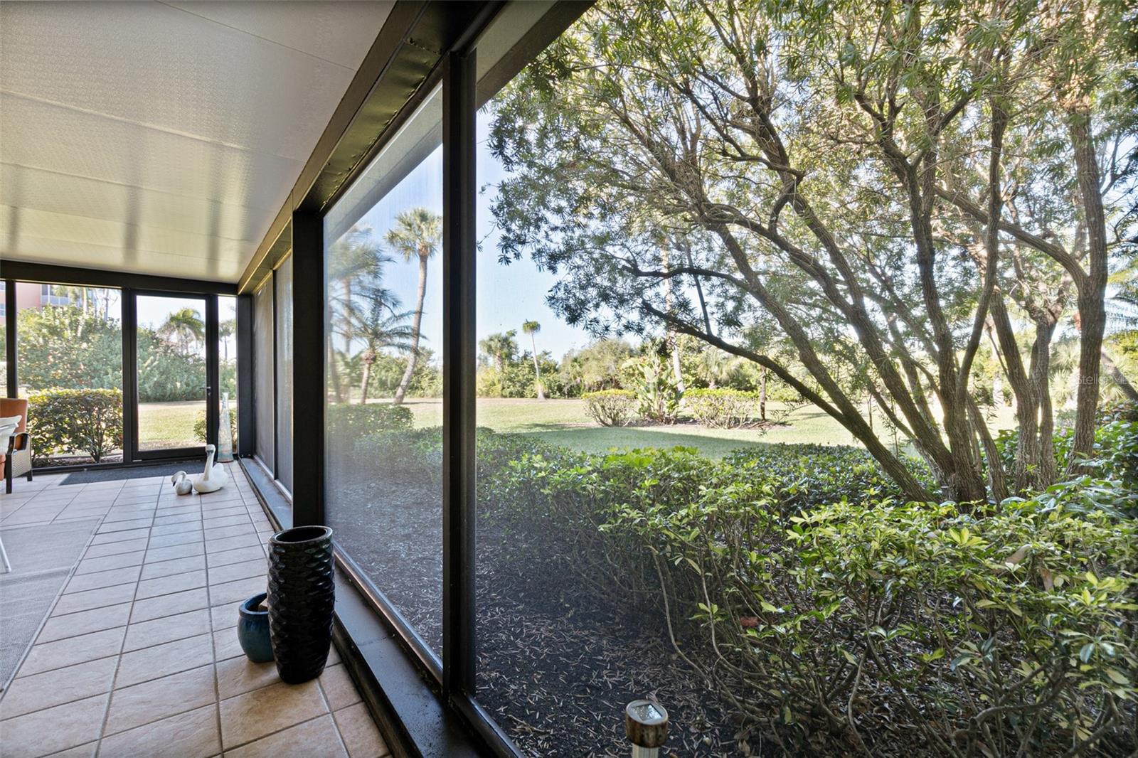 MARINA SOUTH SHORE CONDO - Residential