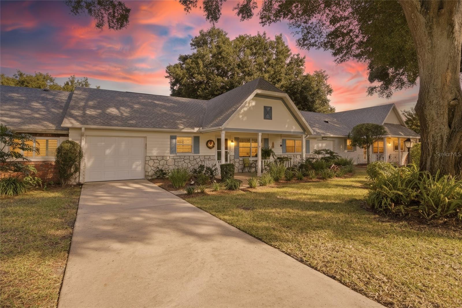 ON TOP OF THE WORLD - Residential