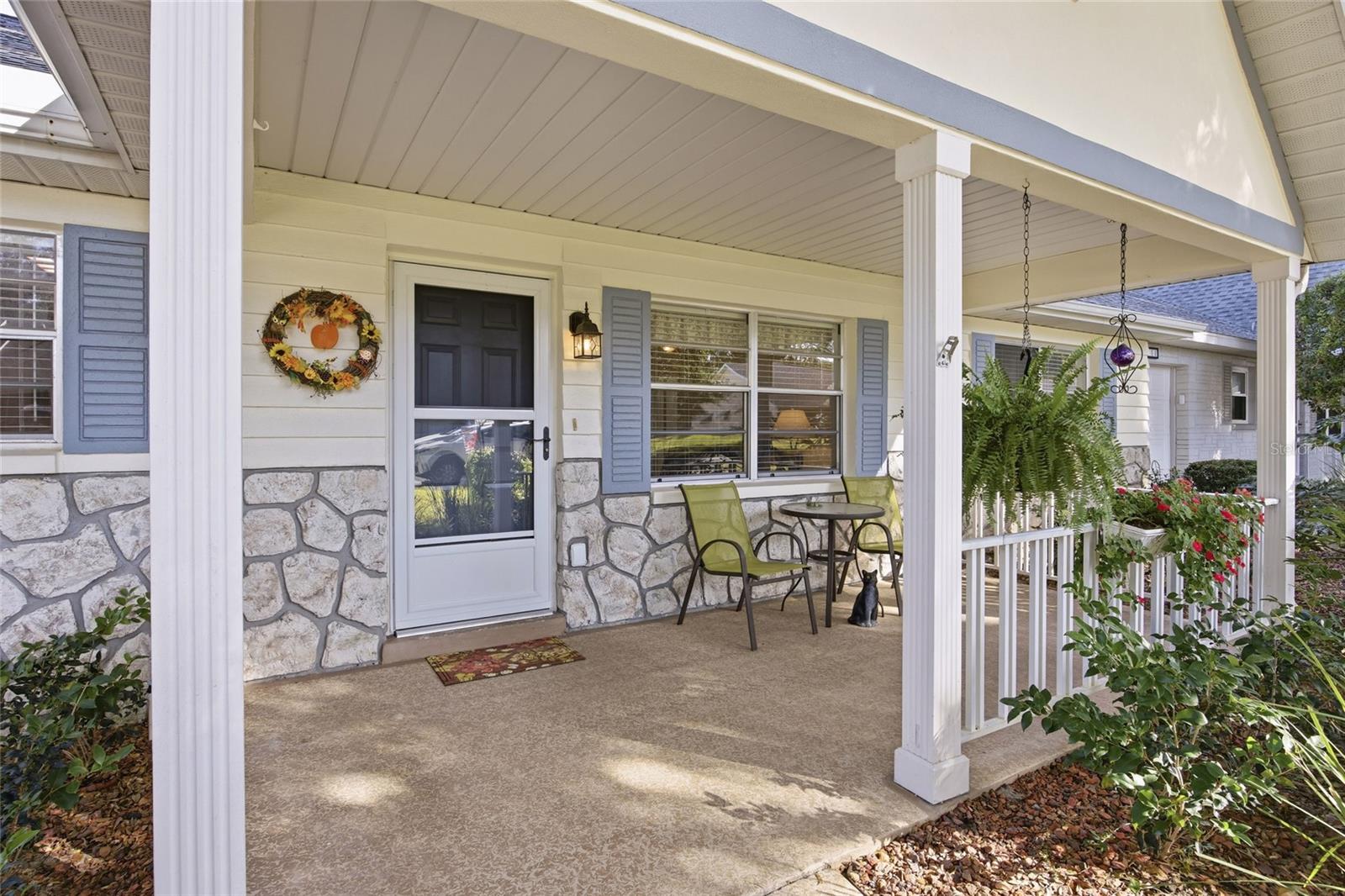 ON TOP OF THE WORLD - Residential