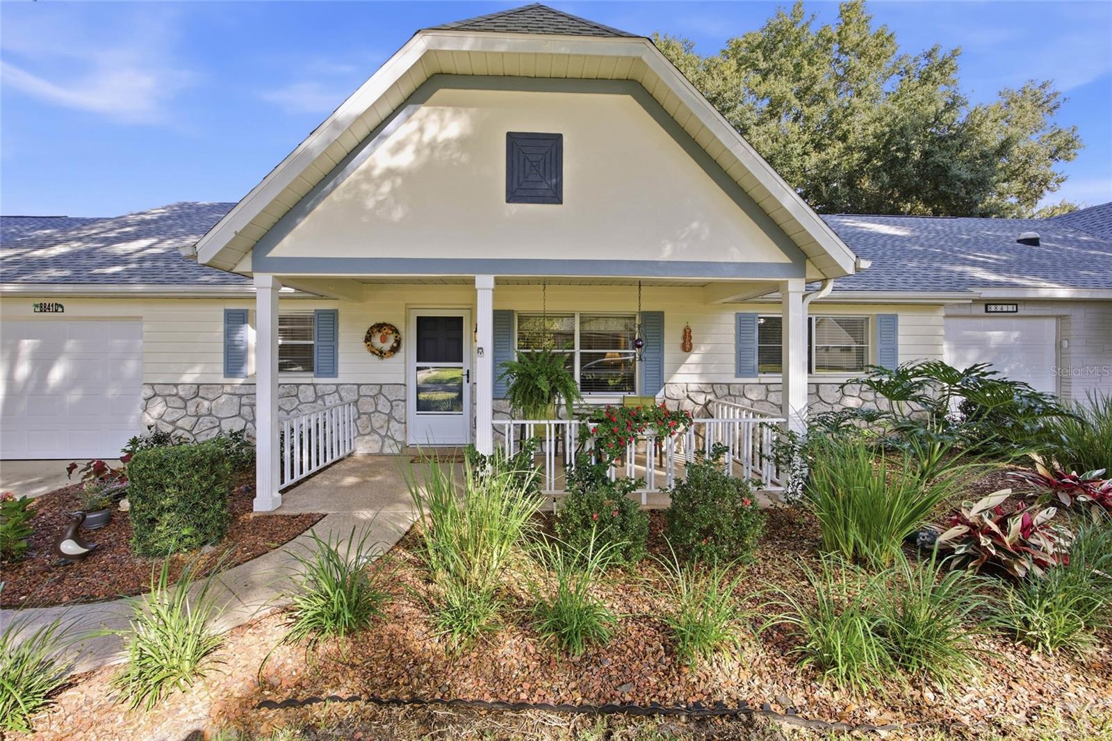 ON TOP OF THE WORLD - Residential