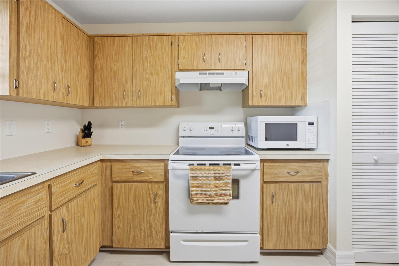 ON TOP OF THE WORLD - Residential