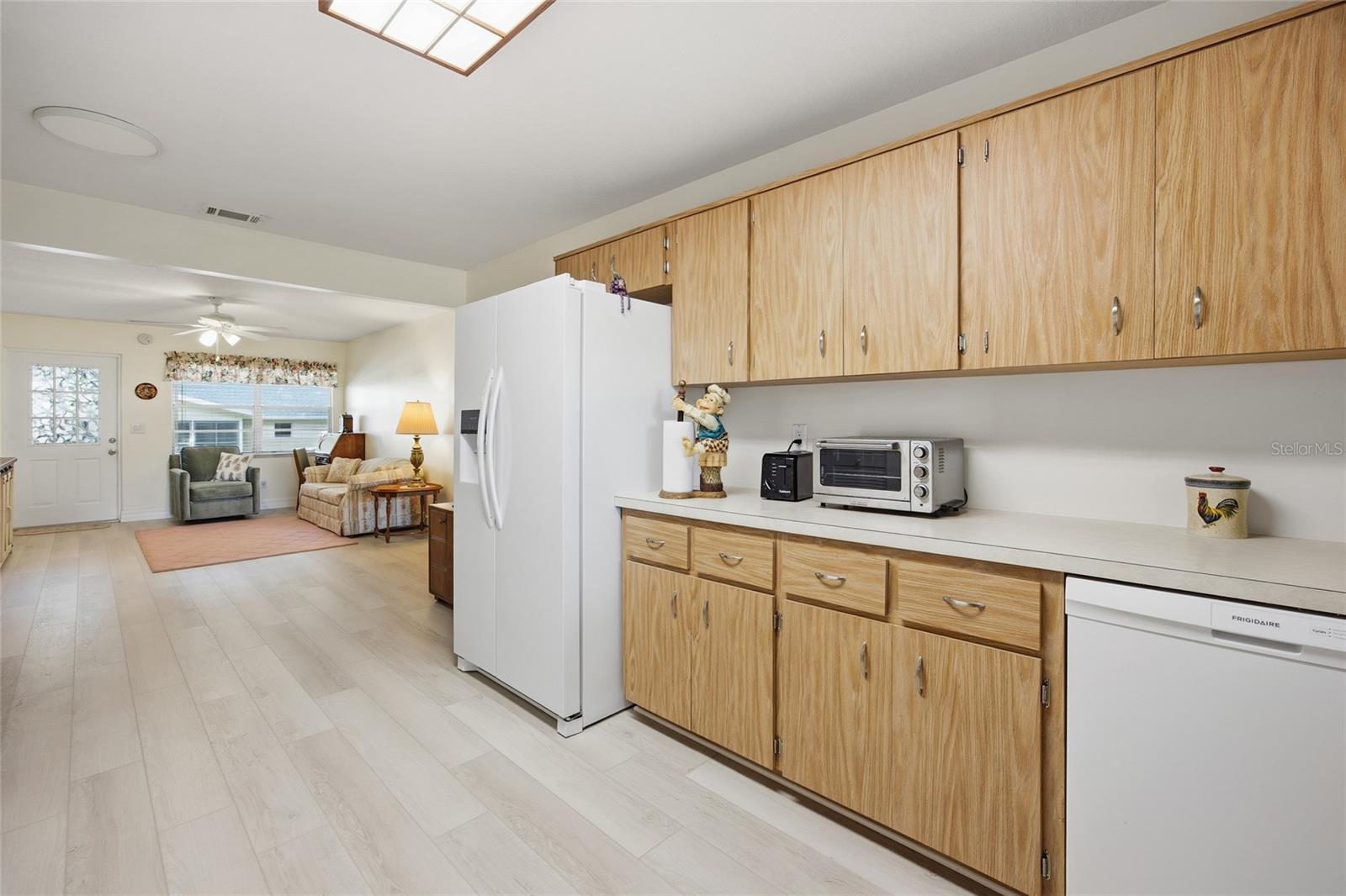 ON TOP OF THE WORLD - Residential