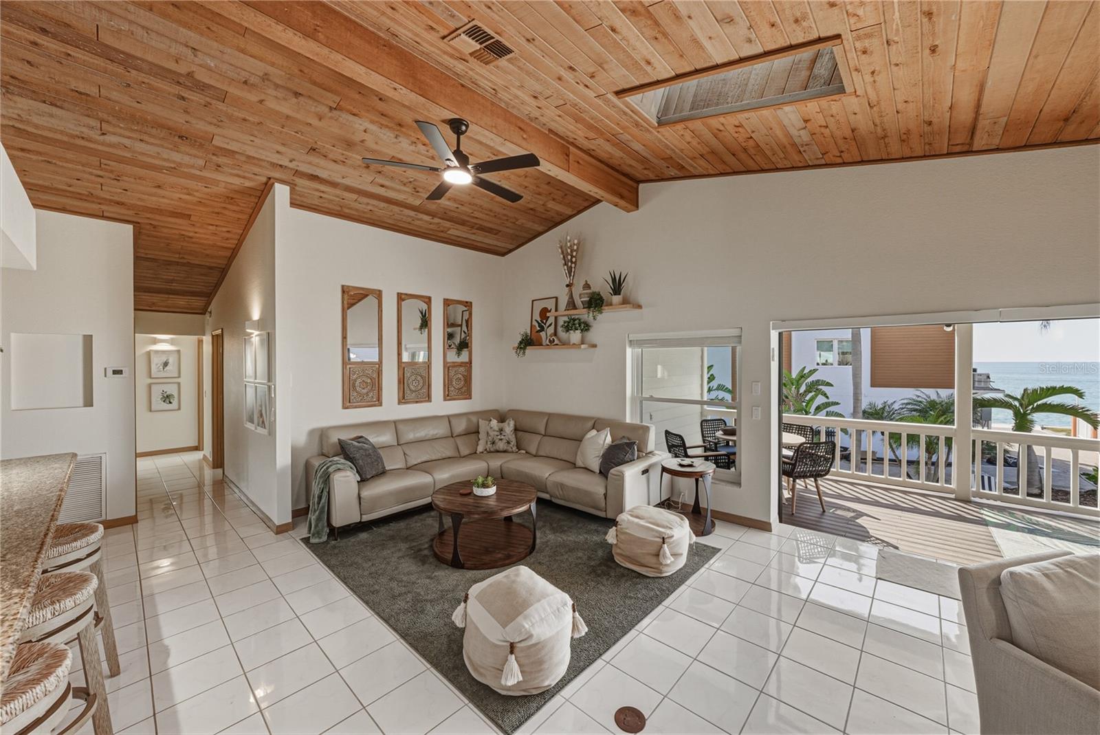 TIERRA VERDE UNIT 1 4TH REP - Residential