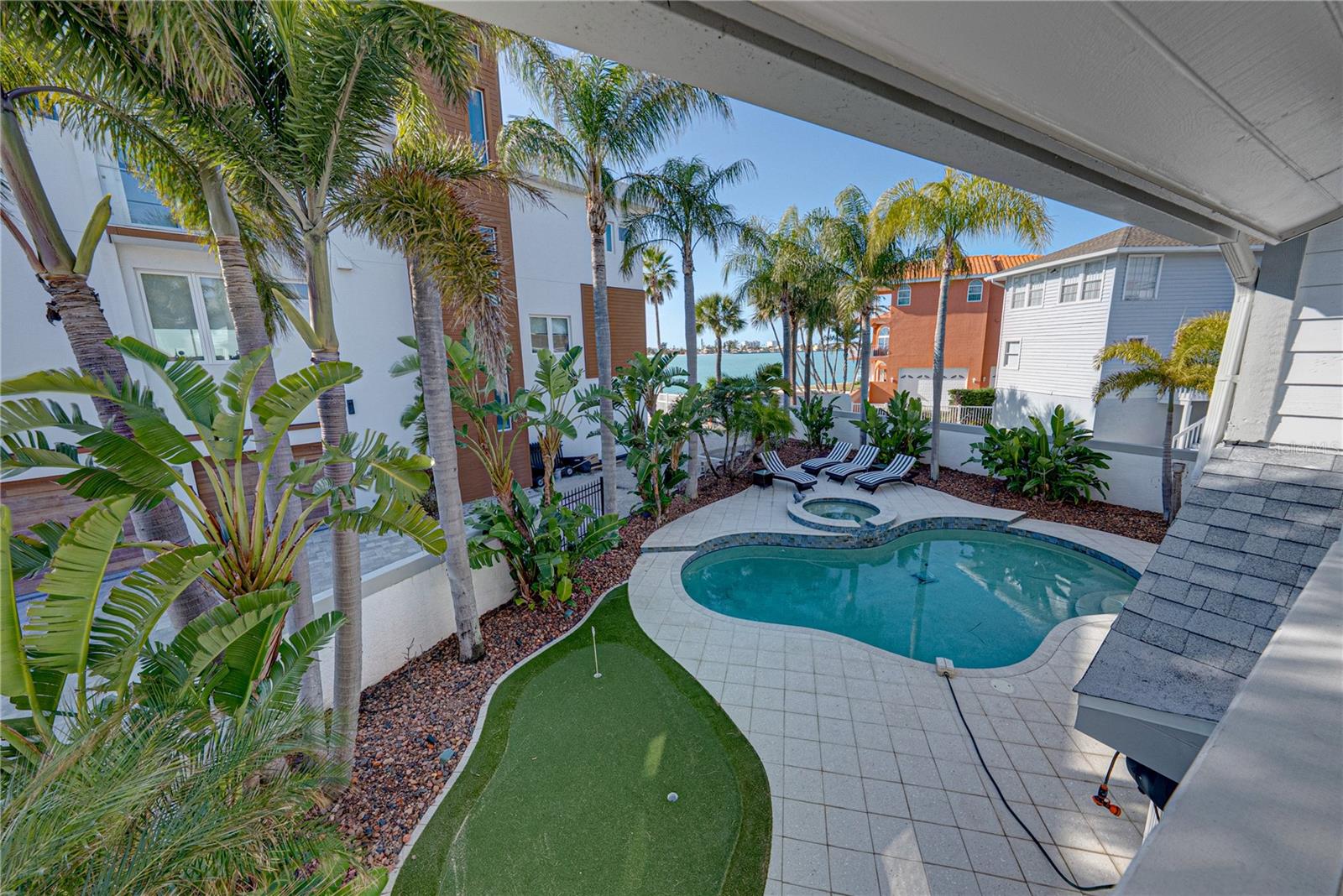 TIERRA VERDE UNIT 1 4TH REP - Residential