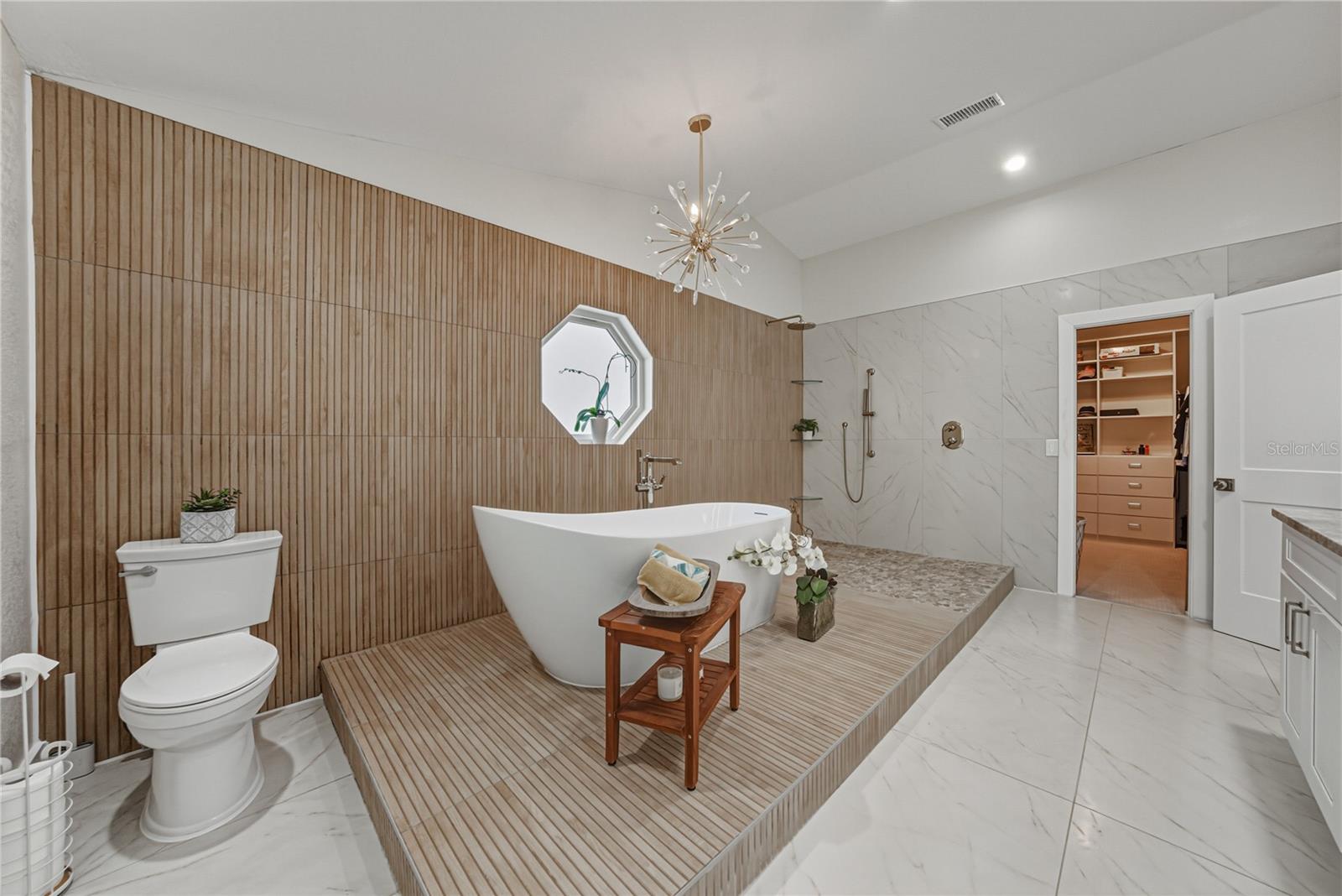 TIERRA VERDE UNIT 1 4TH REP - Residential