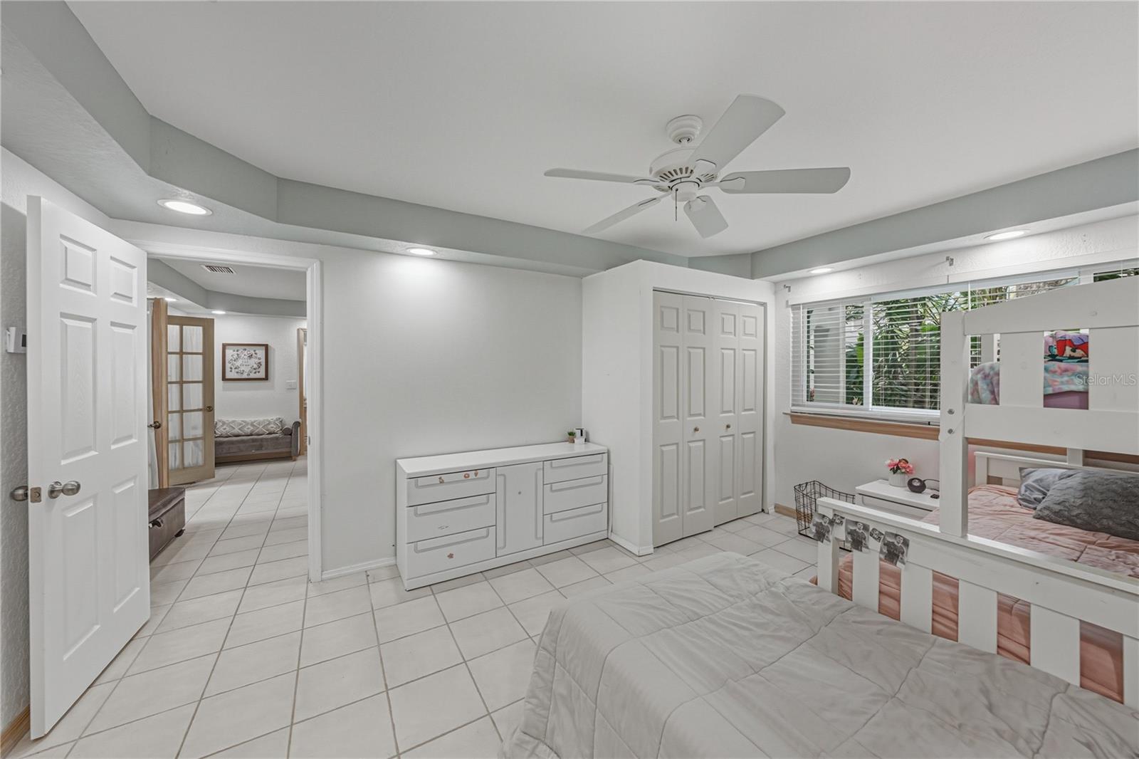 TIERRA VERDE UNIT 1 4TH REP - Residential