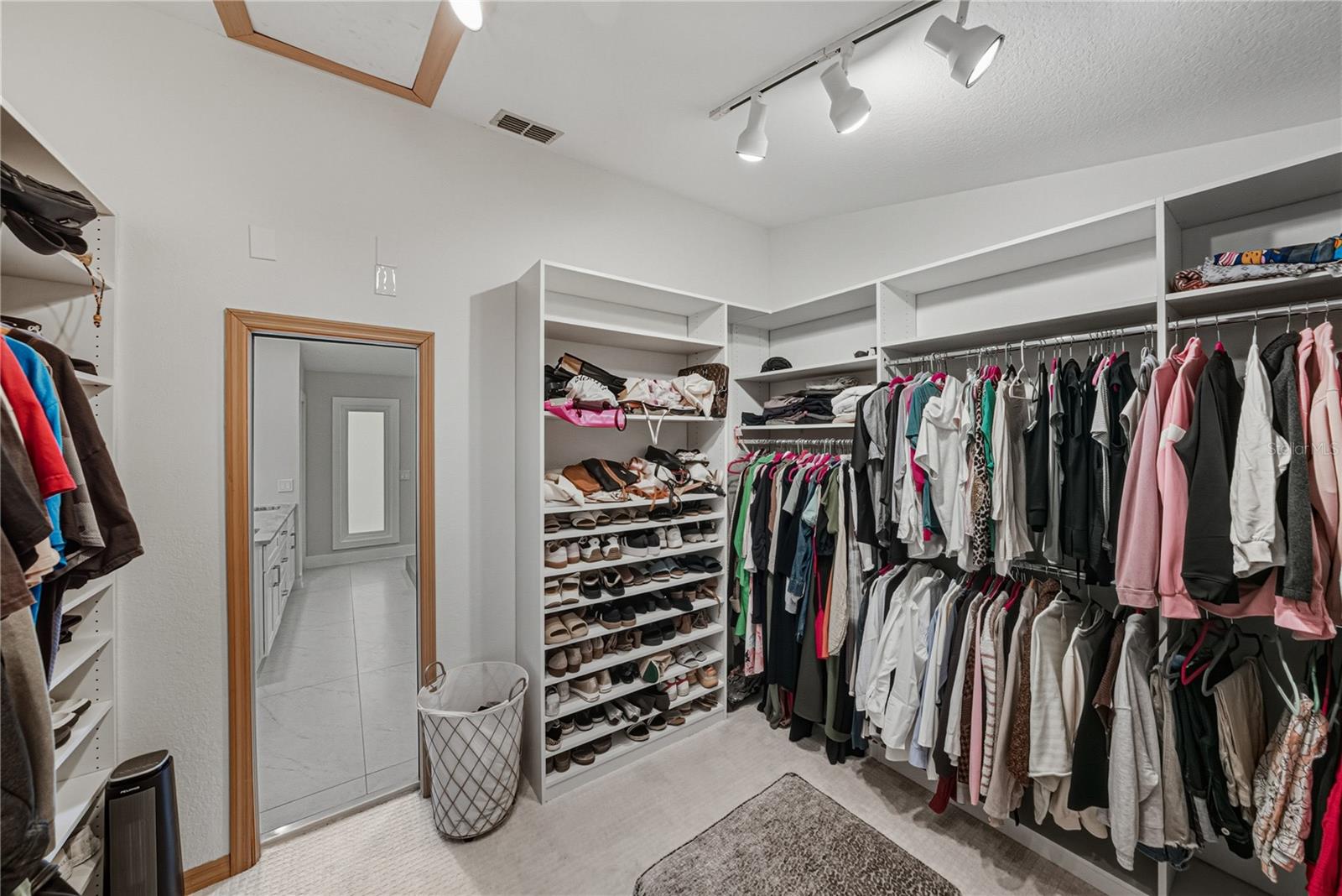 TIERRA VERDE UNIT 1 4TH REP - Residential