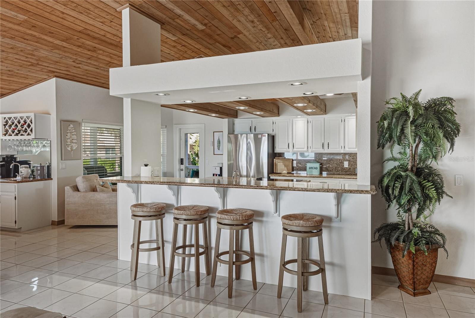 TIERRA VERDE UNIT 1 4TH REP - Residential