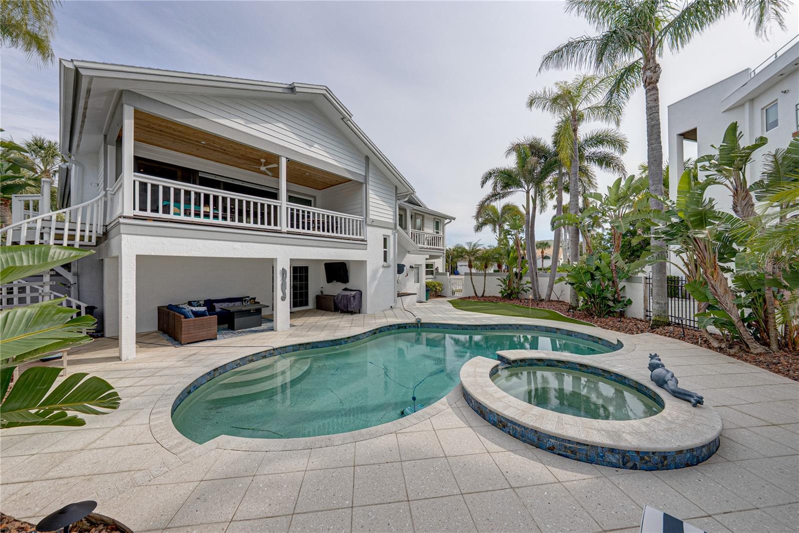 TIERRA VERDE UNIT 1 4TH REP - Residential