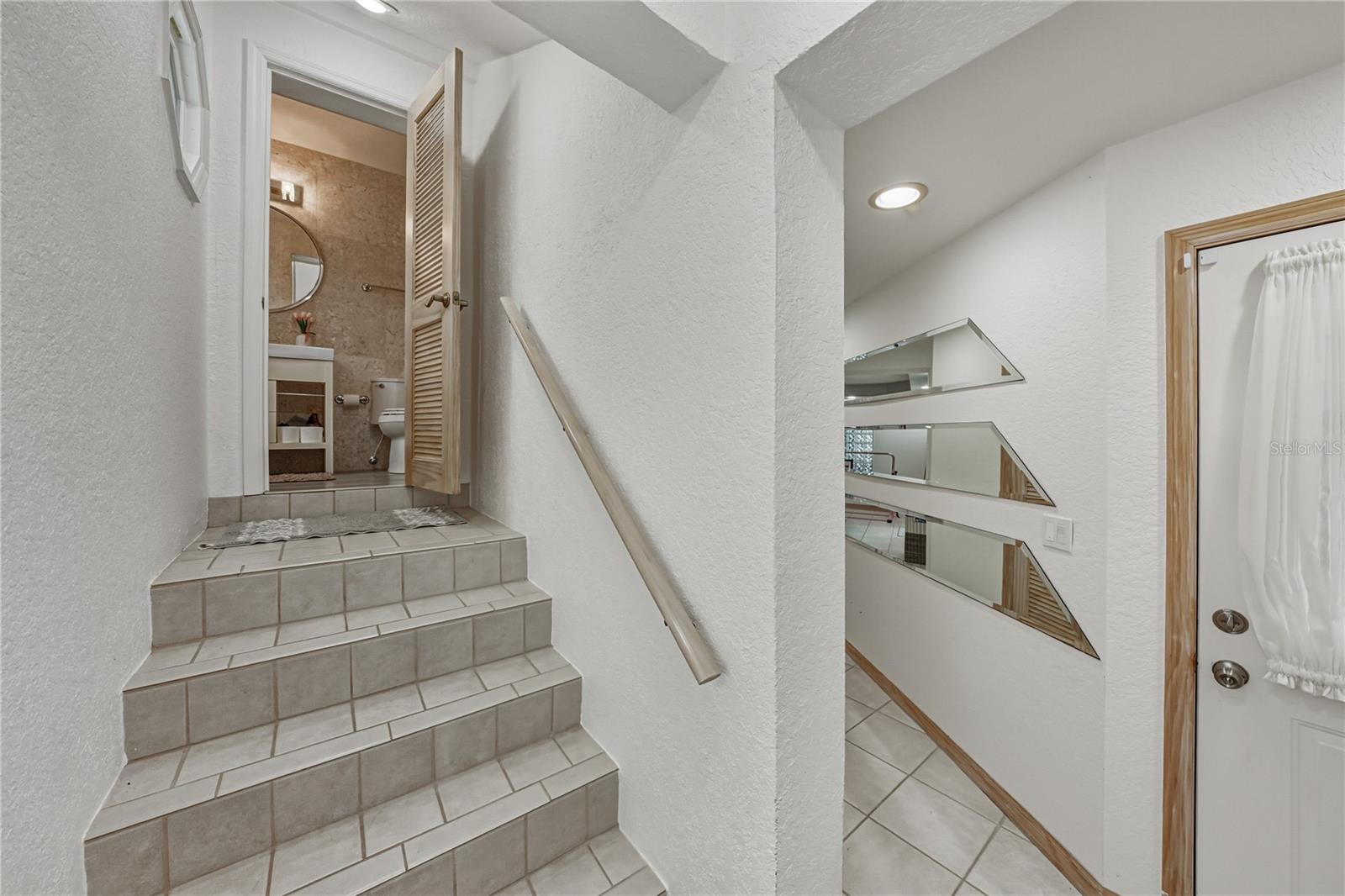 TIERRA VERDE UNIT 1 4TH REP - Residential