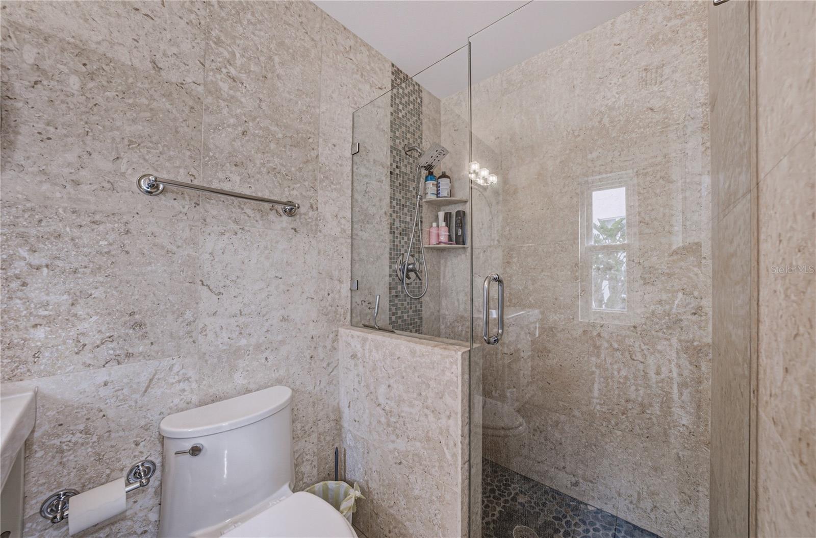 TIERRA VERDE UNIT 1 4TH REP - Residential