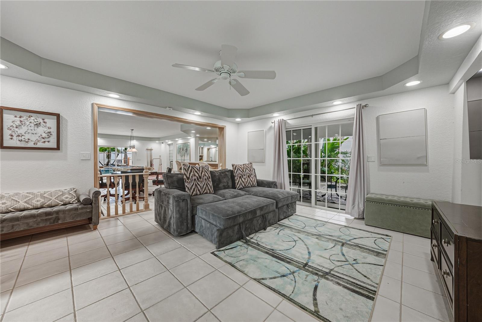 TIERRA VERDE UNIT 1 4TH REP - Residential