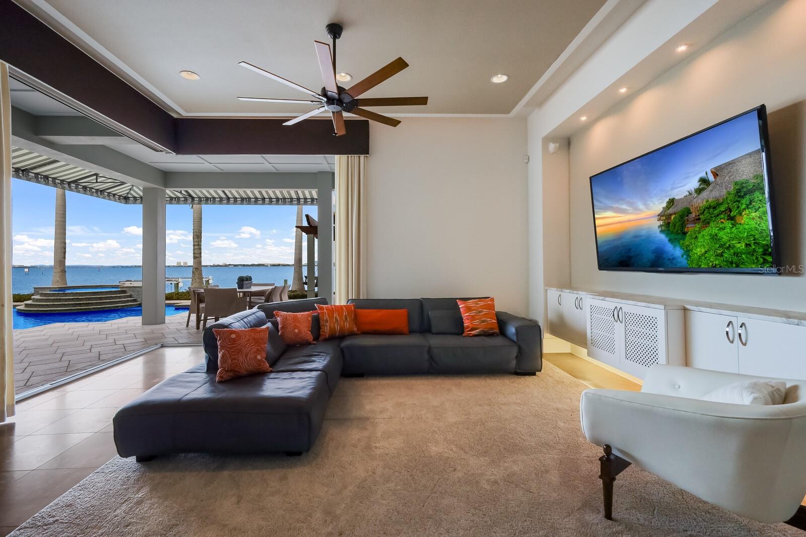 THE RESERVE AT HARBOUR WALK - Residential