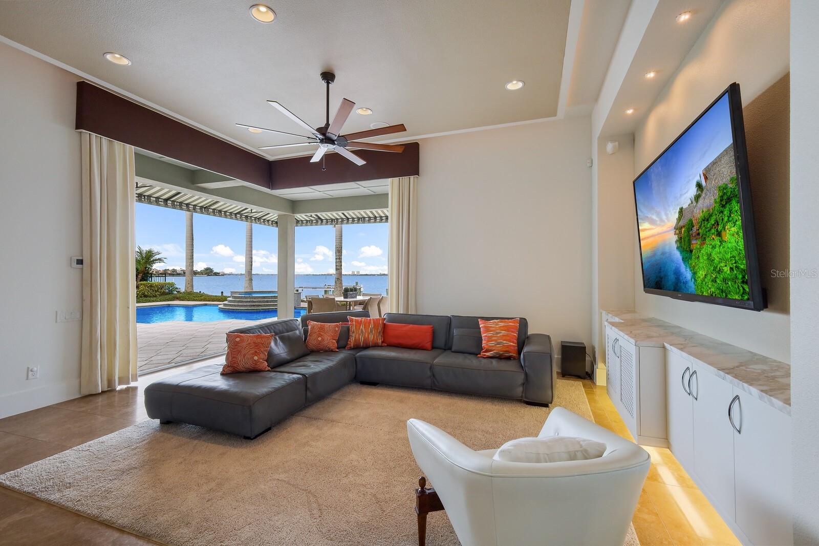 THE RESERVE AT HARBOUR WALK - Residential