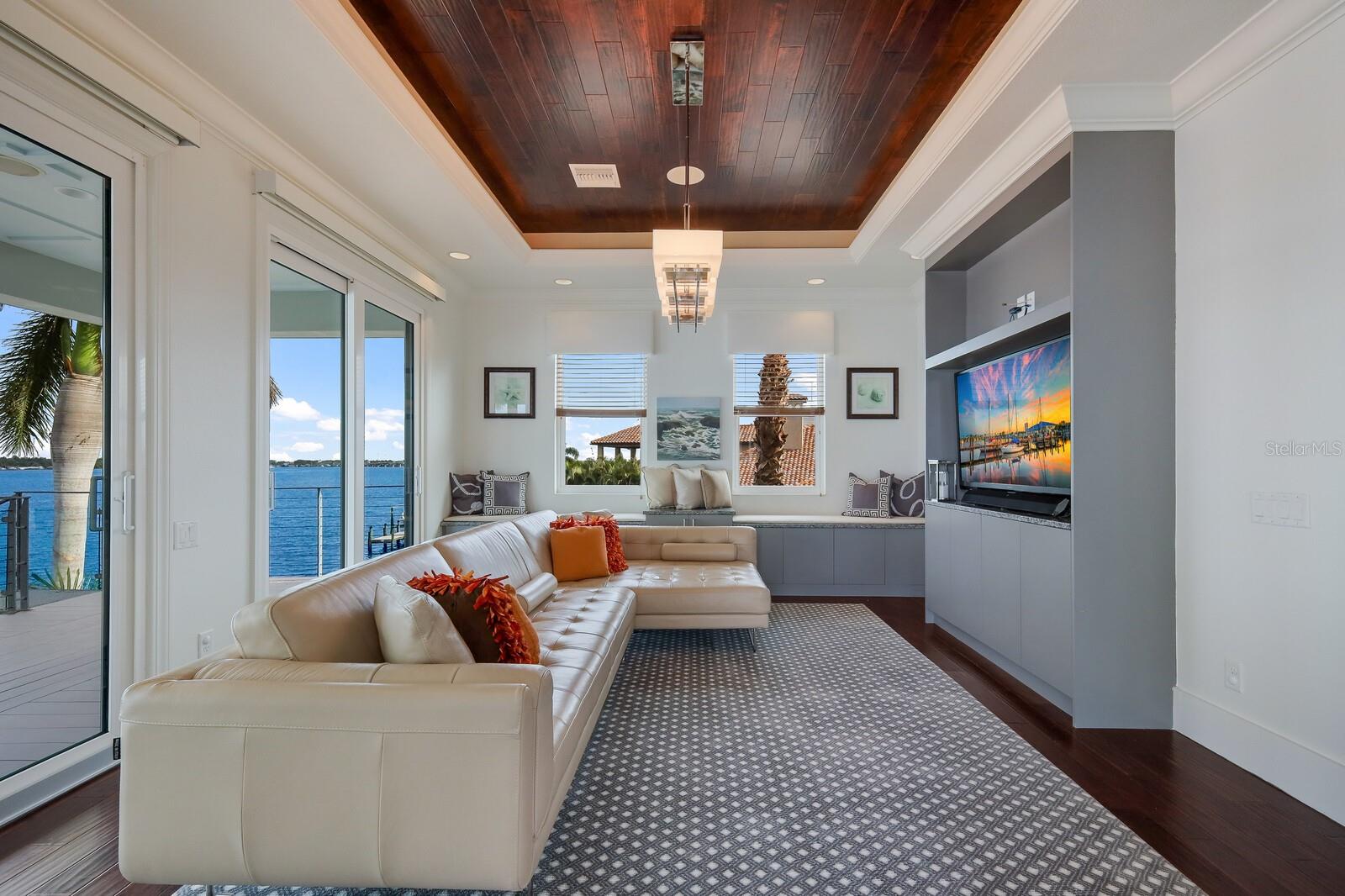 THE RESERVE AT HARBOUR WALK - Residential