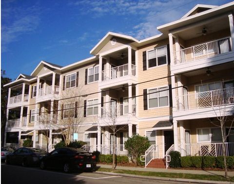 1460 NW 3RD PLACE 212 GAINESVILLE FL 32603