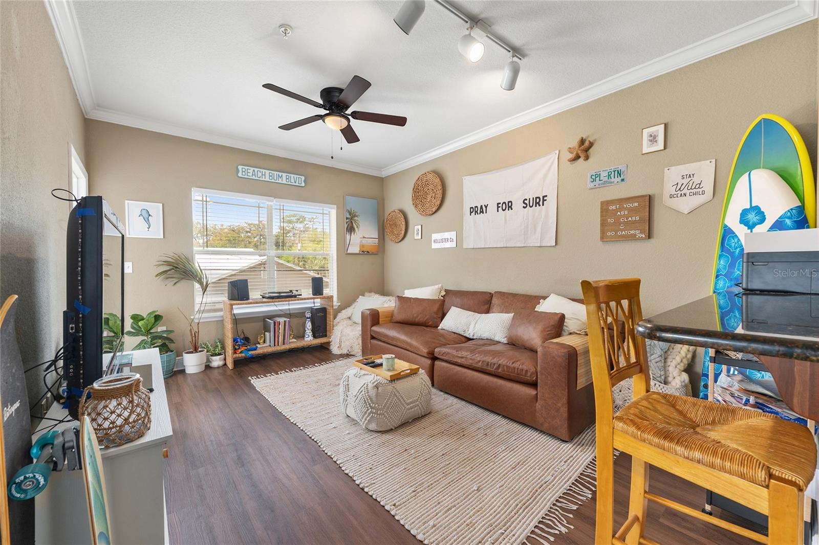 NANTUCKET WALK CONDO - Residential