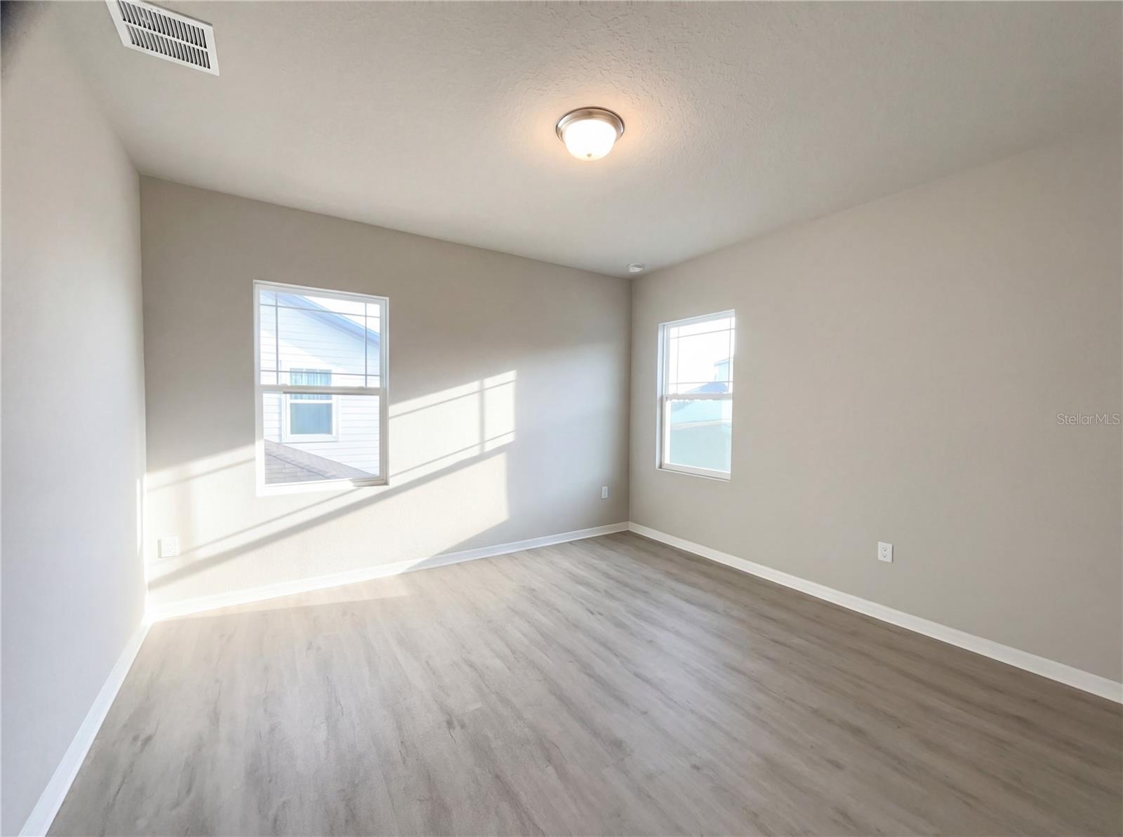 VILLAGES AT MINNEOLA HILLS - Residential