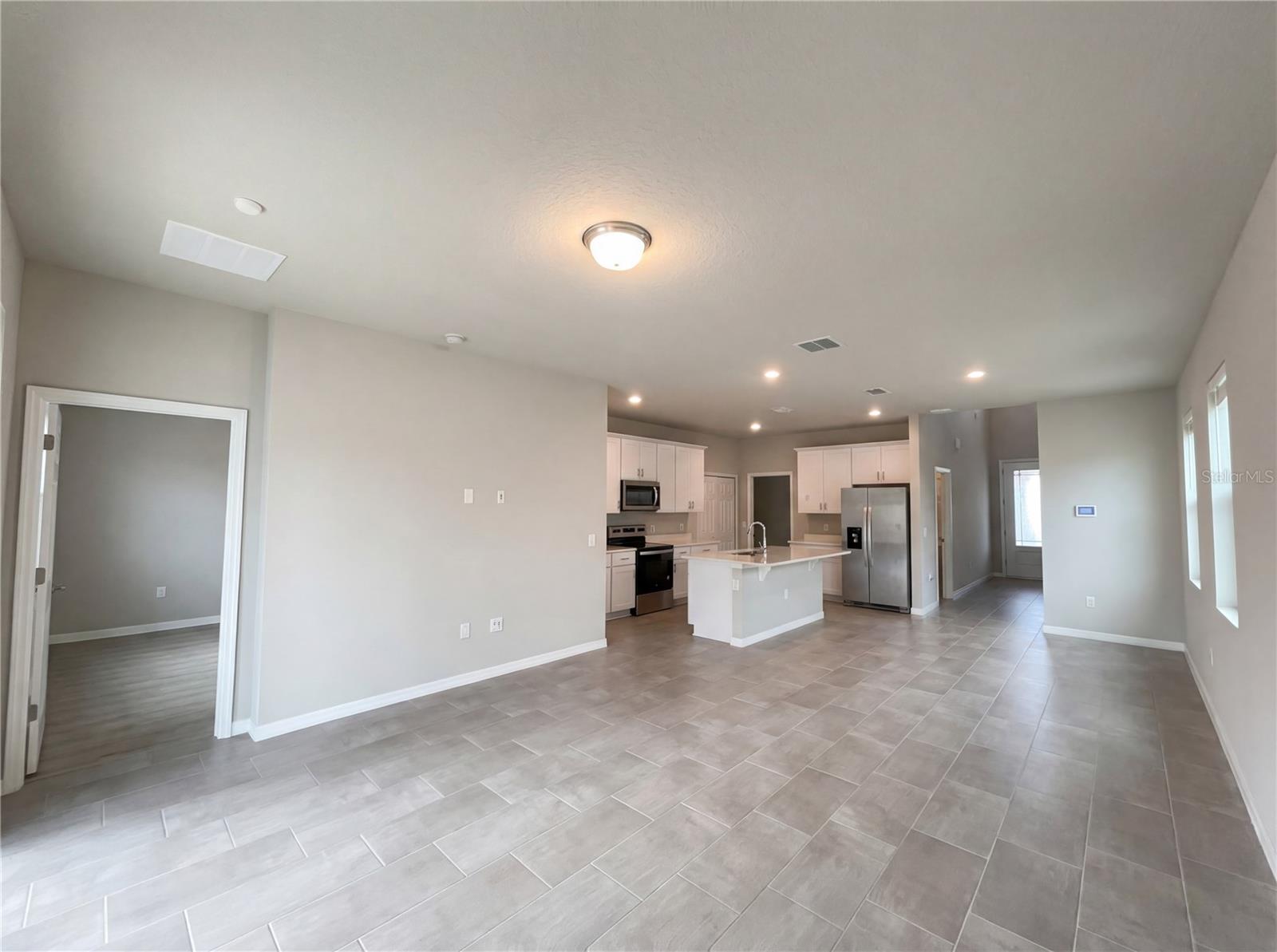 VILLAGES AT MINNEOLA HILLS - Residential