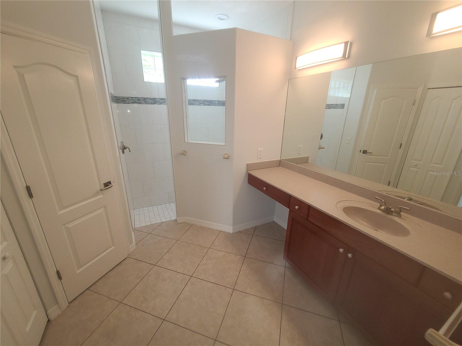 BLUE HERON POND - Residential