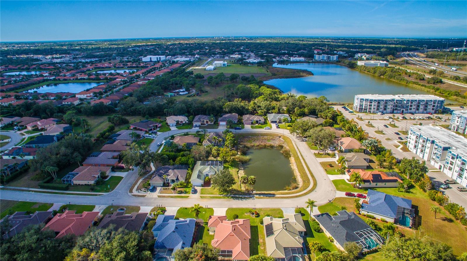 BLUE HERON POND - Residential