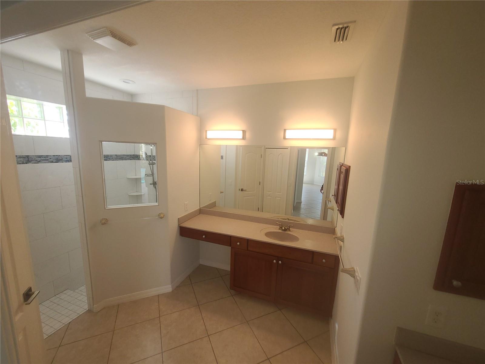 BLUE HERON POND - Residential