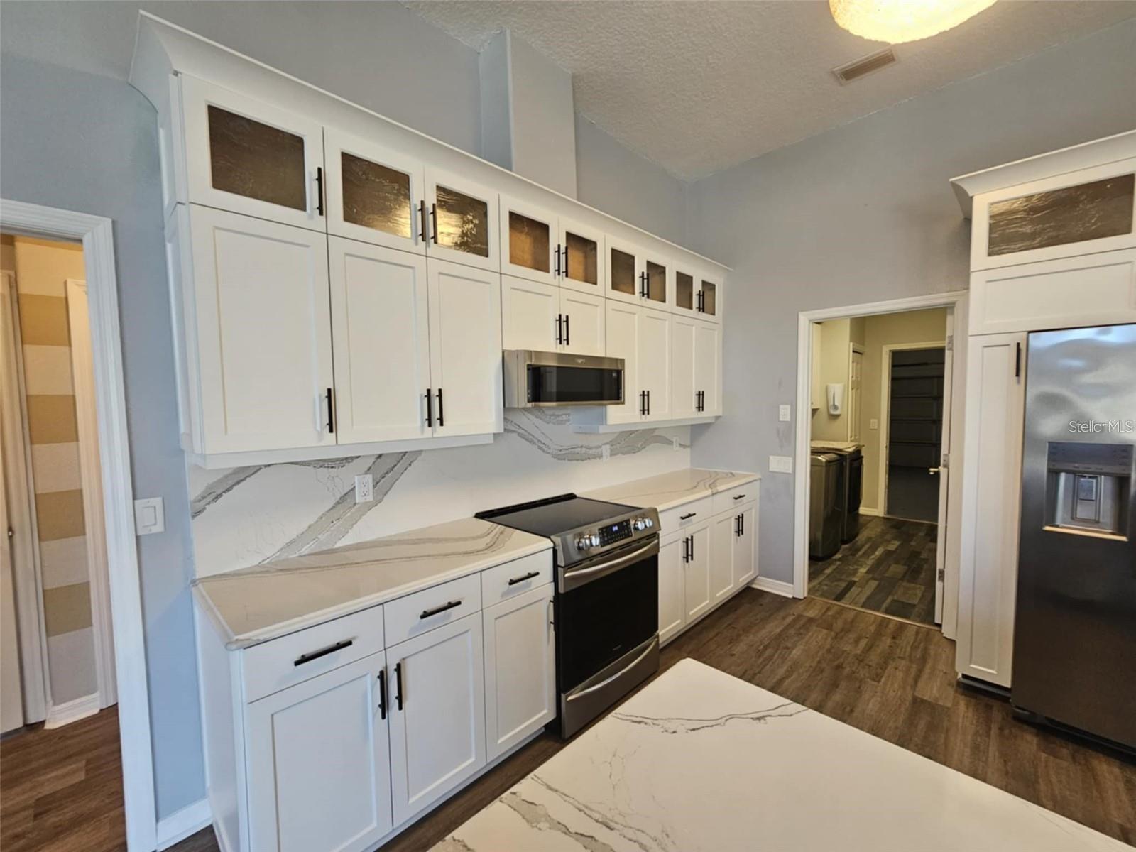 RIVER CLUB SOUTH SUBPHASE I - Residential Lease
