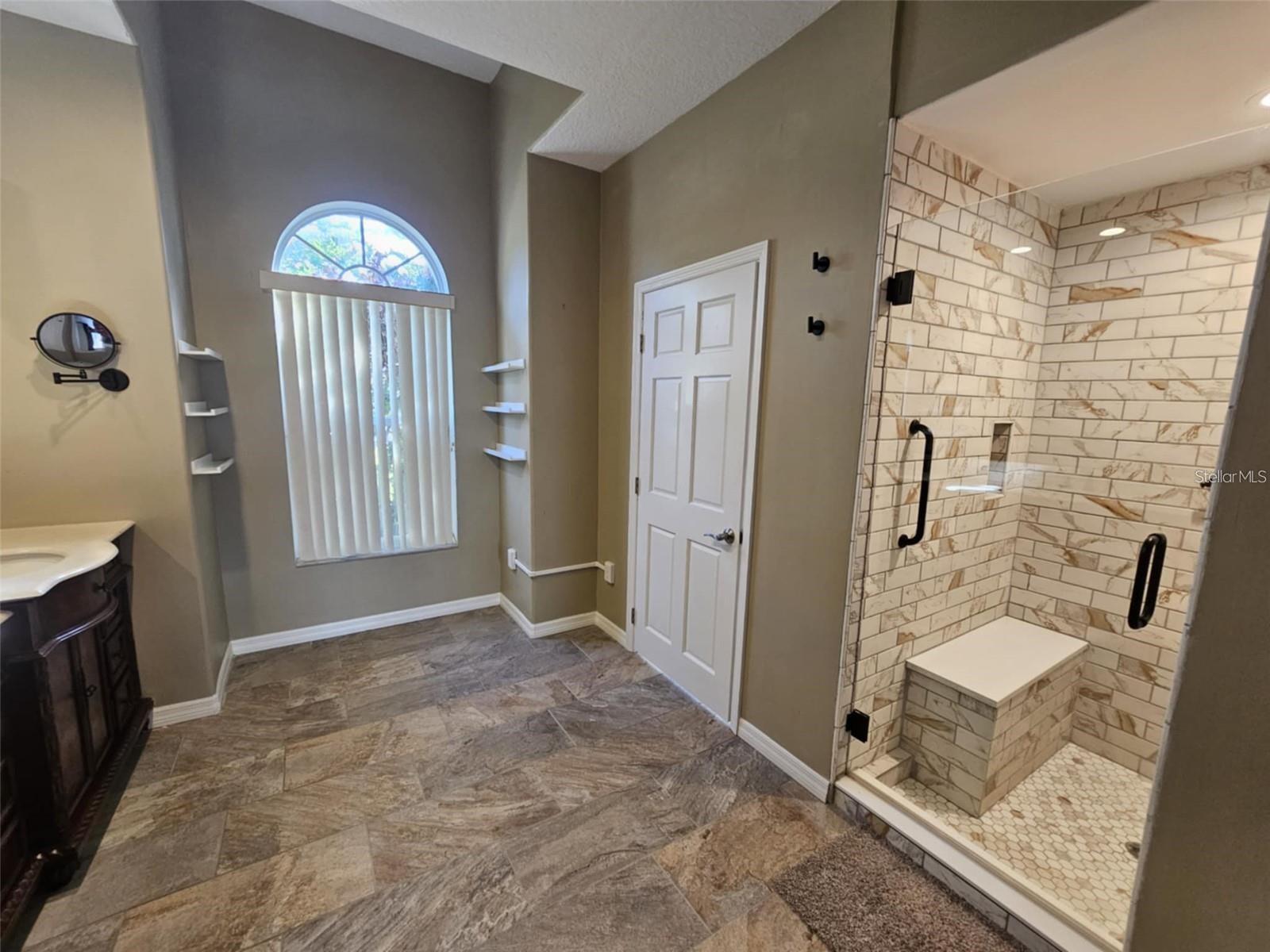 RIVER CLUB SOUTH SUBPHASE I - Residential Lease