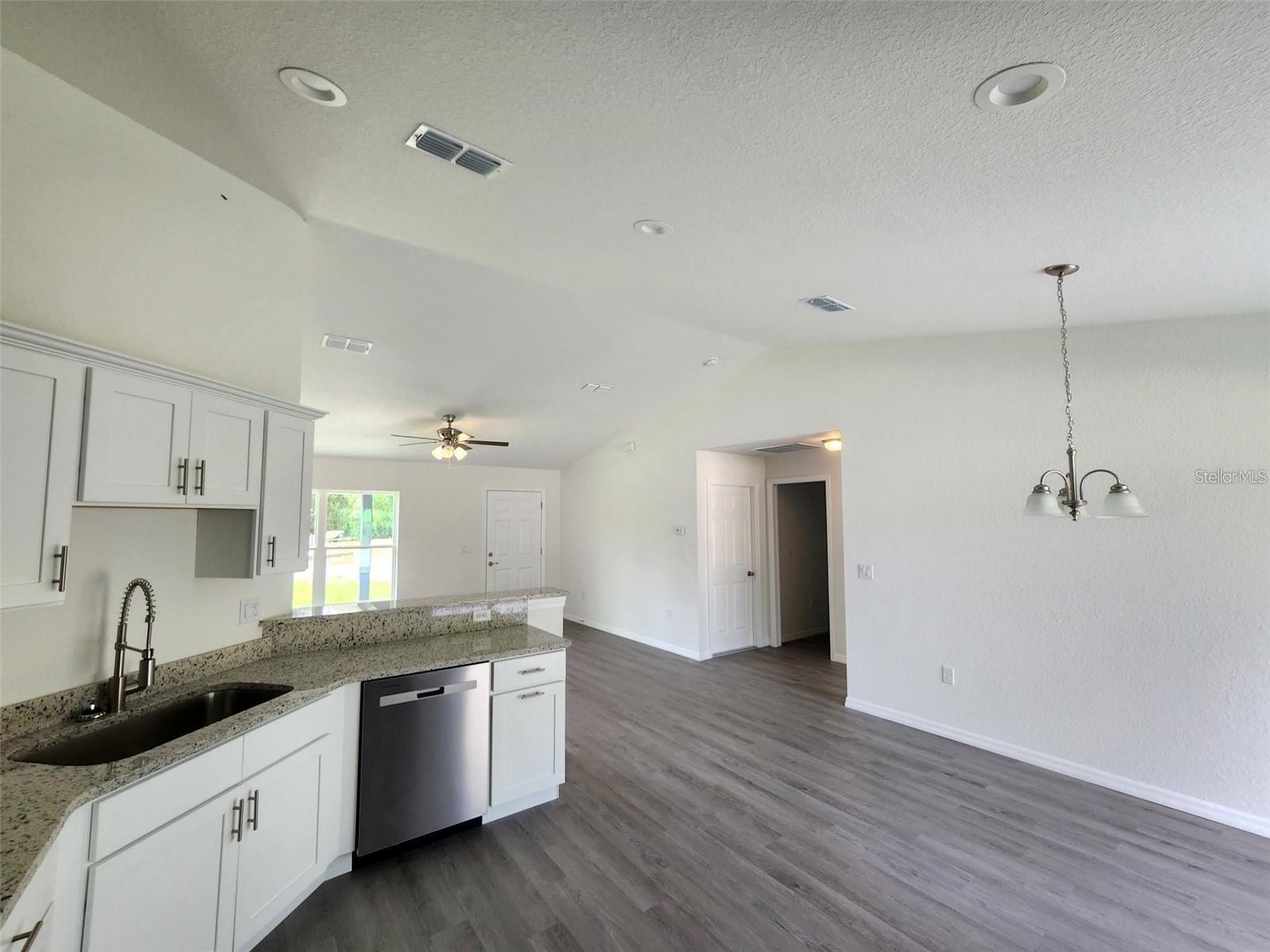 10277 SE 158TH PLACE