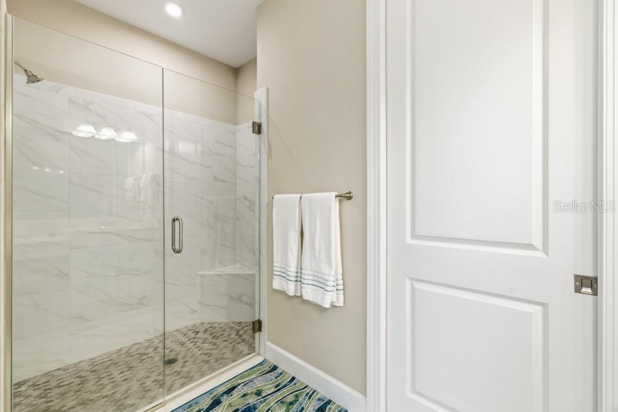 AZARIO ESPLANADE PH II SUBPH C-O - Residential