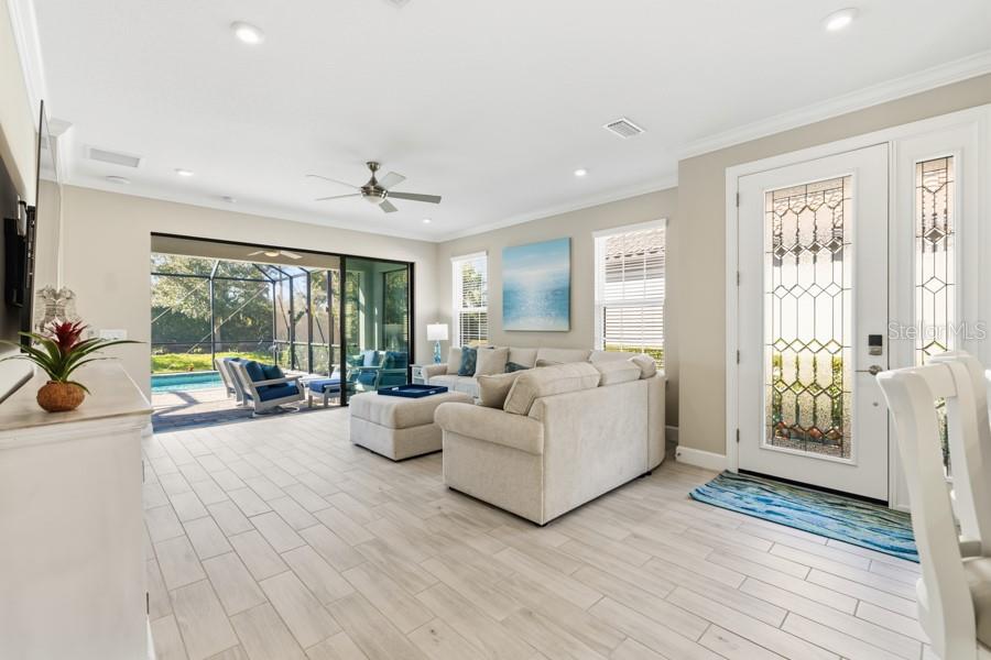 AZARIO ESPLANADE PH II SUBPH C-O - Residential