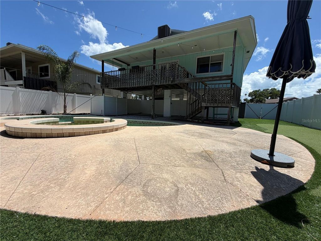 Photo of 3500 Overlook Drive NE, St Petersburg, FL 33703 (MLS # W7884604)