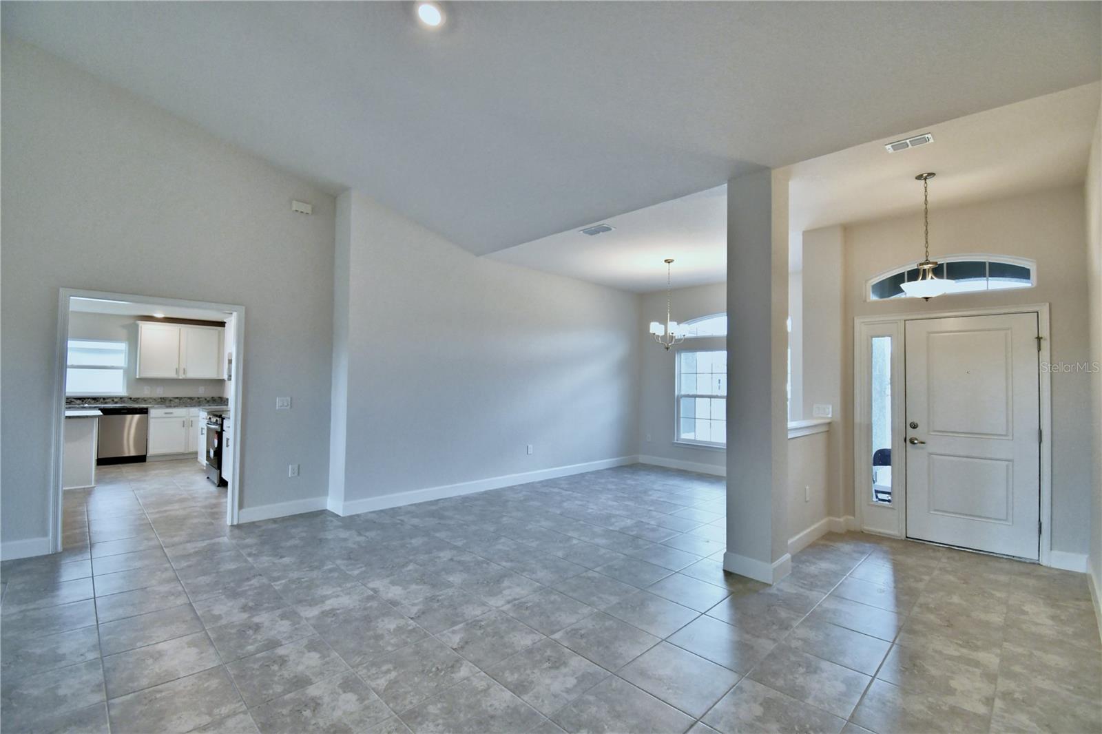 4039 TULLAMORE LANE