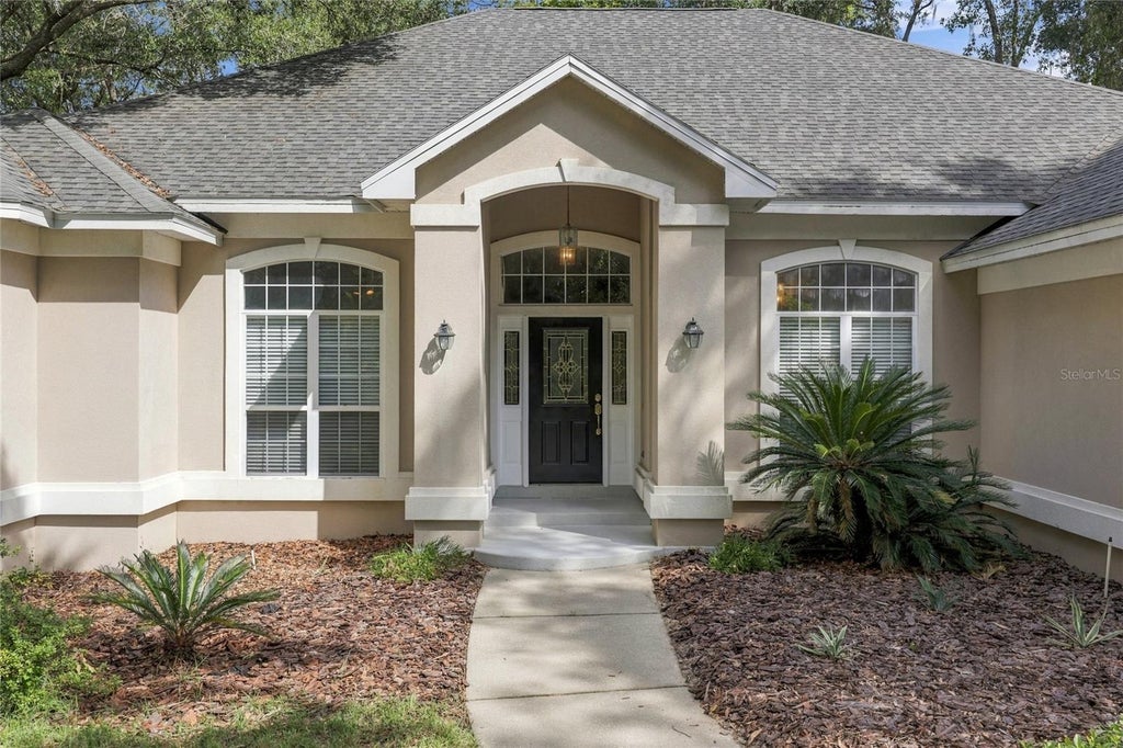 Photo of 3916 SW 98th Drive, Gainesville, FL 32608 (MLS # GC543733)