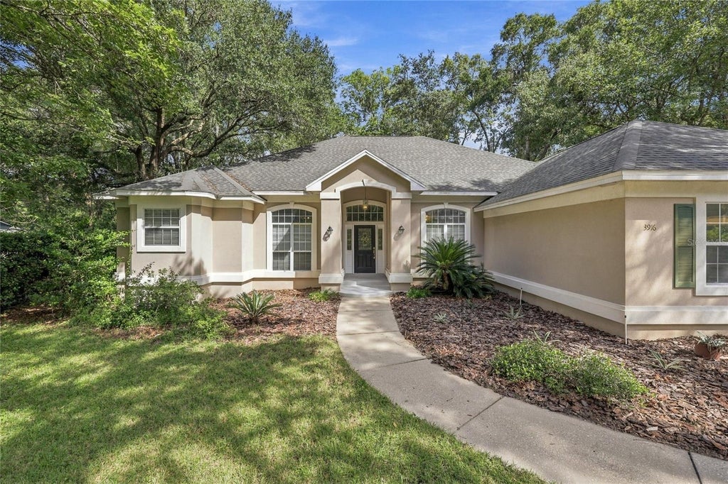 Photo of 3916 SW 98th Drive, Gainesville, FL 32608 (MLS # GC543733)