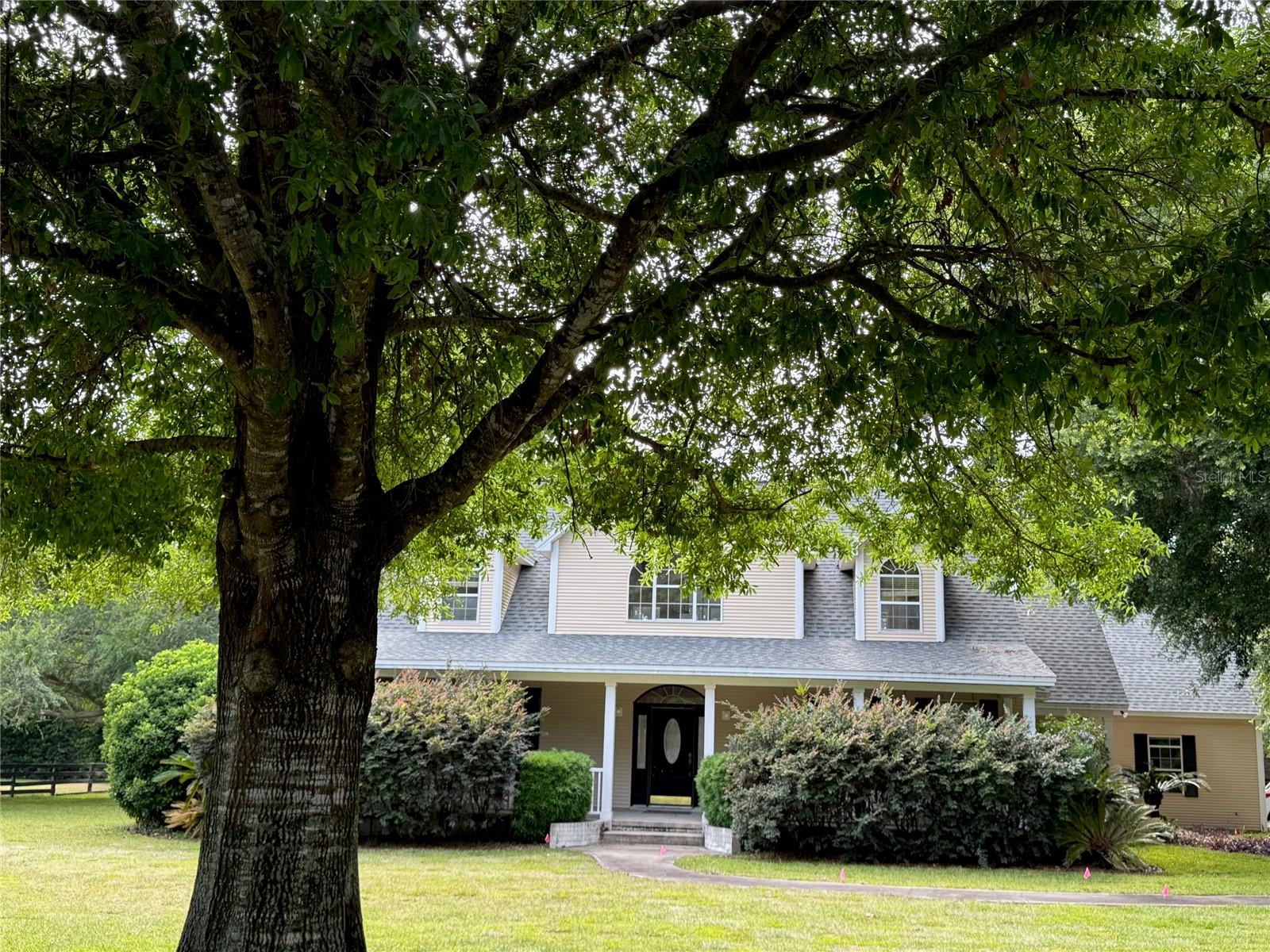 2766 LIVERY LANE