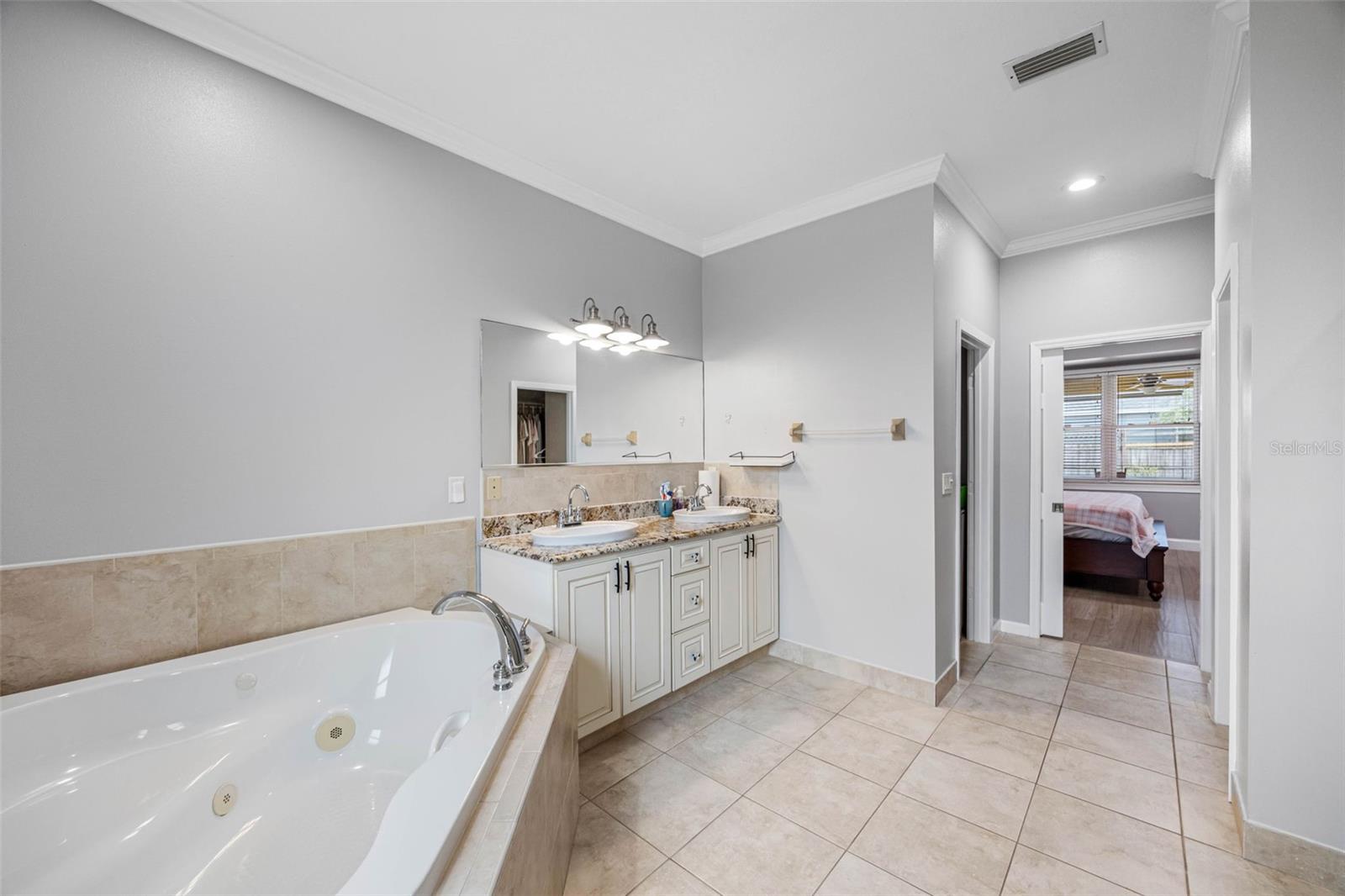 ALTA VISTA SUB - Residential Lease