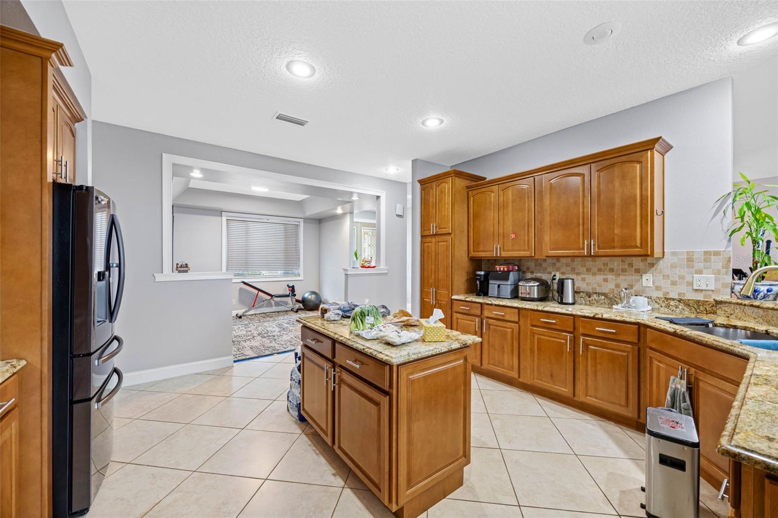 ALTA VISTA SUB - Residential Lease