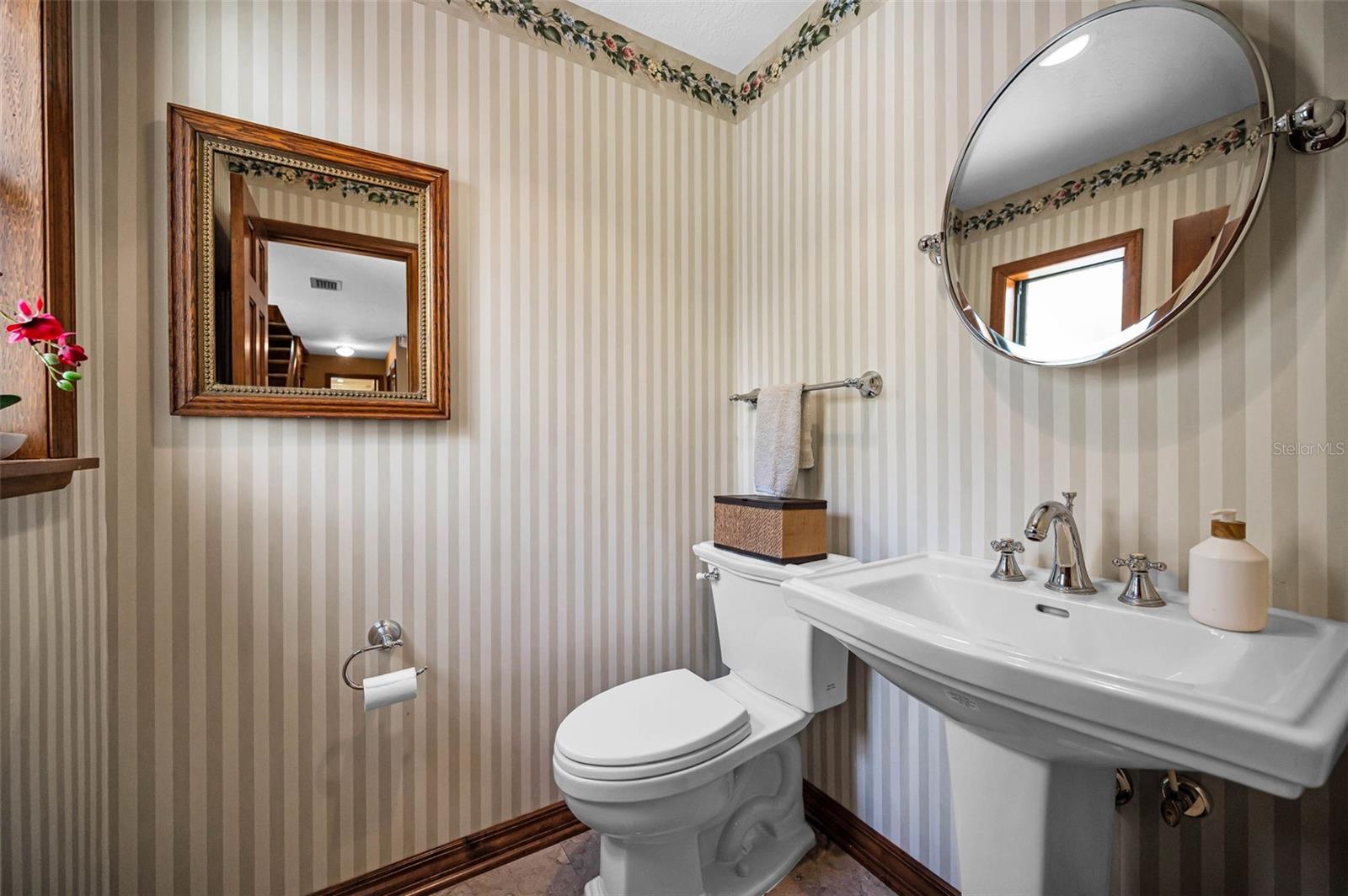 WHITNEY FARMS - Residential