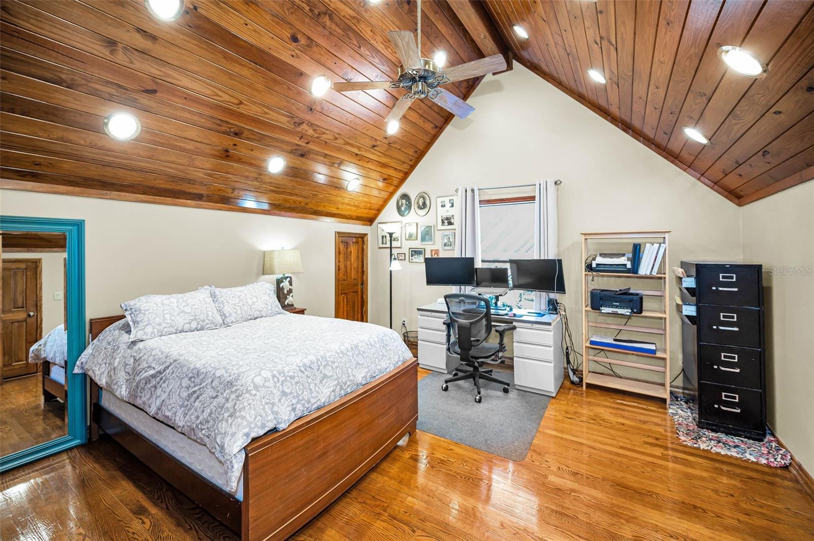 WHITNEY FARMS - Residential