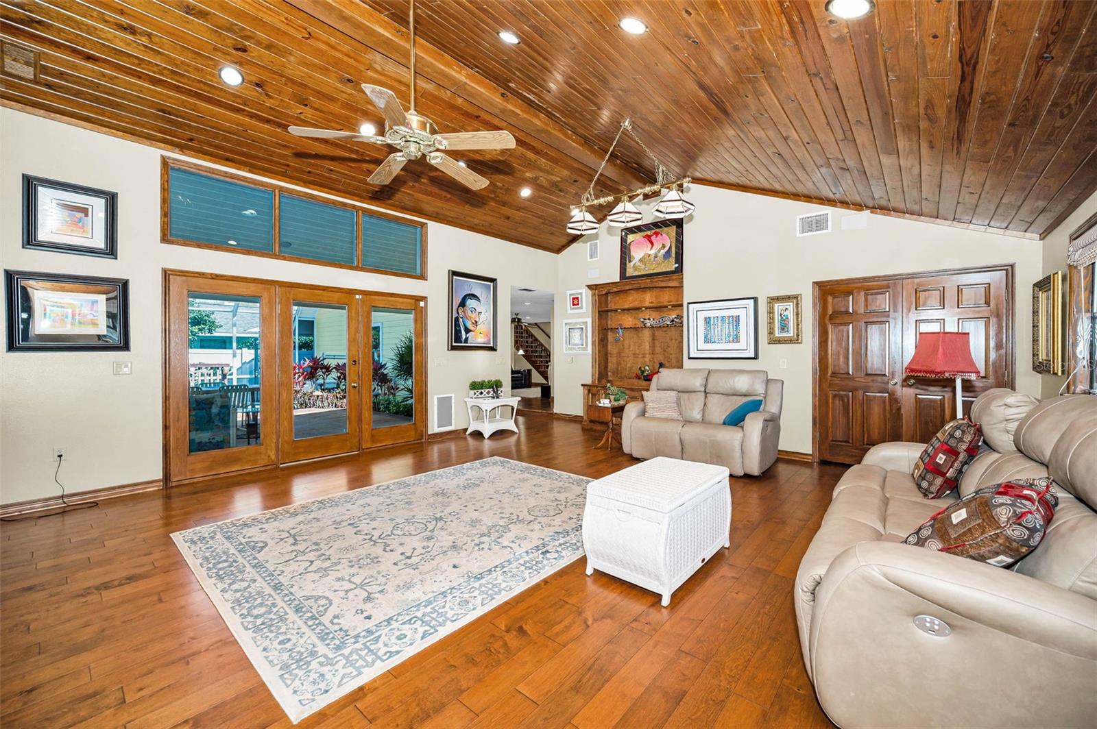 WHITNEY FARMS - Residential