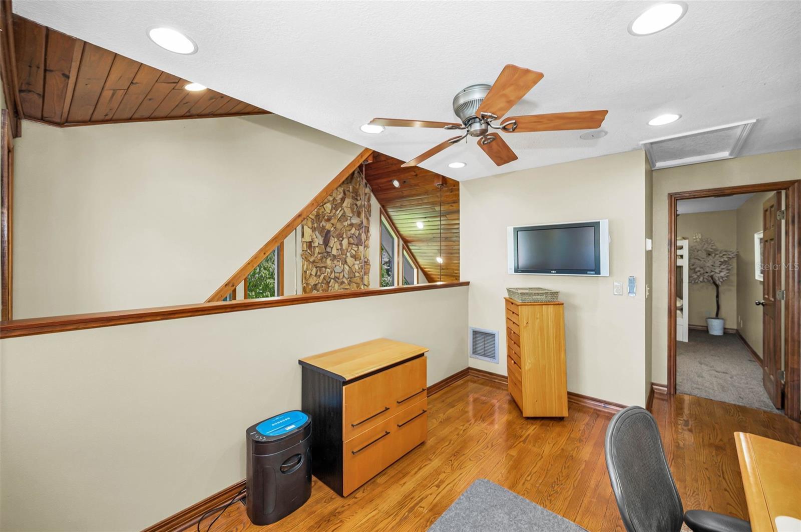 WHITNEY FARMS - Residential