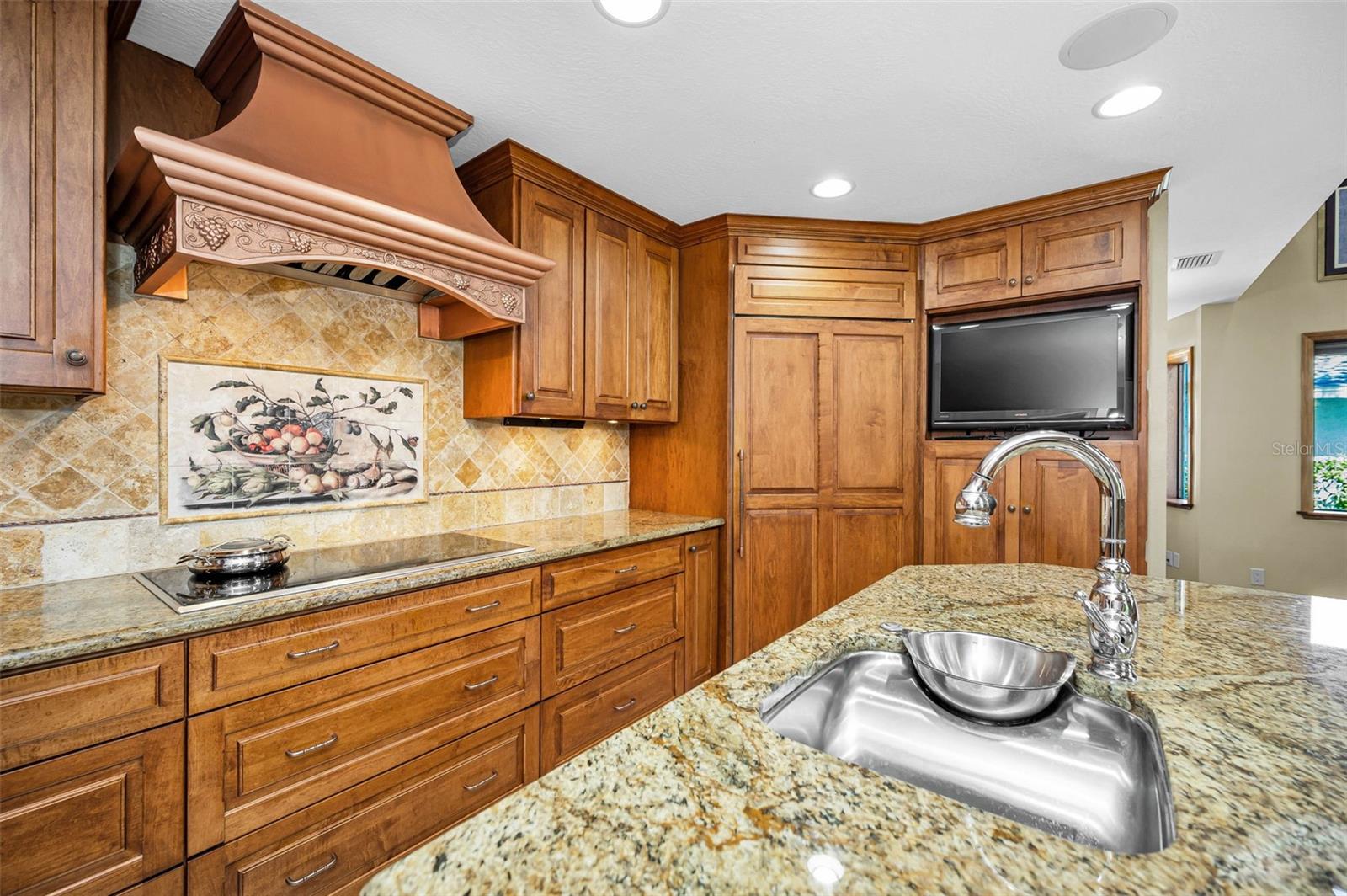 WHITNEY FARMS - Residential