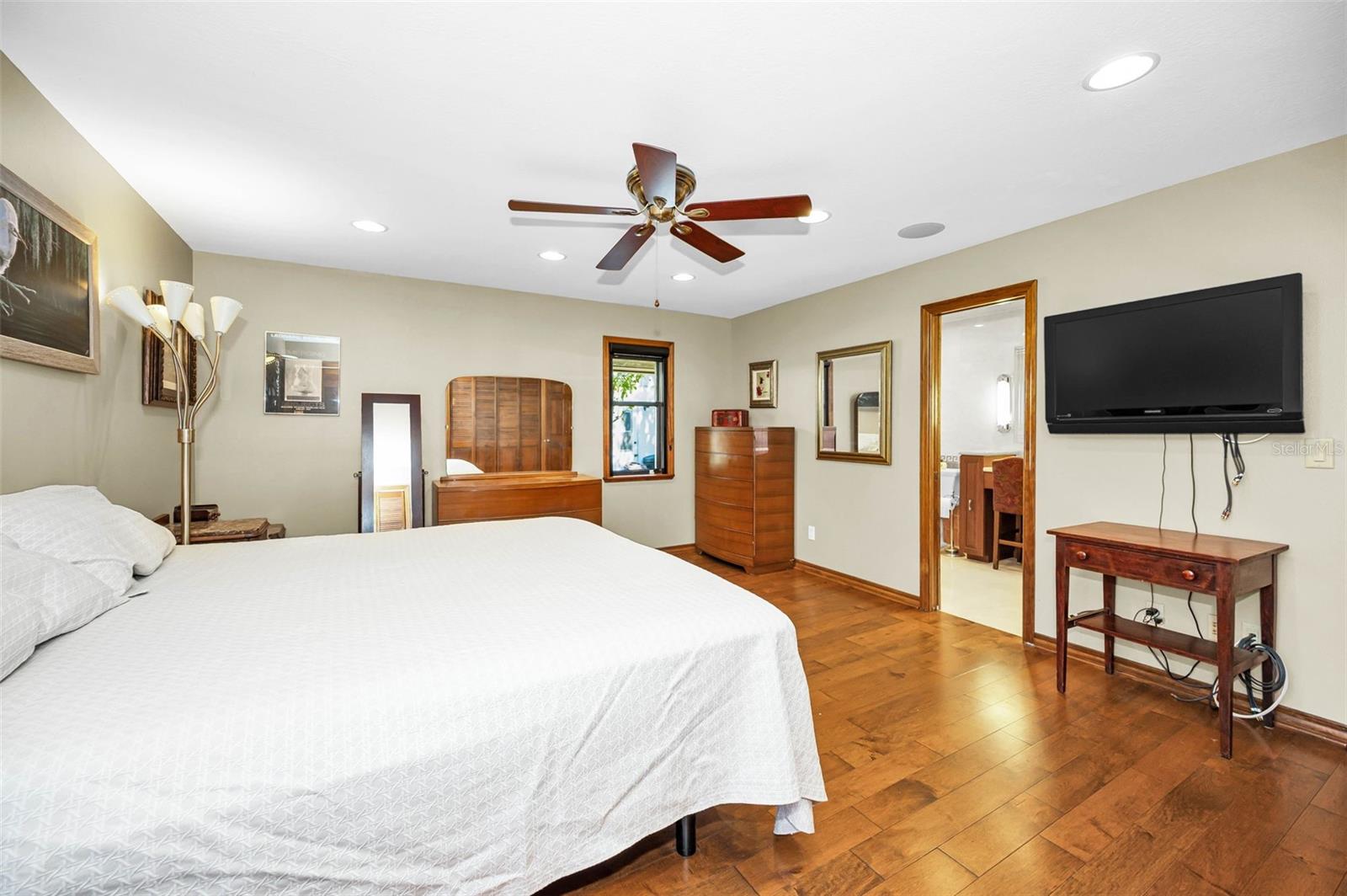 WHITNEY FARMS - Residential