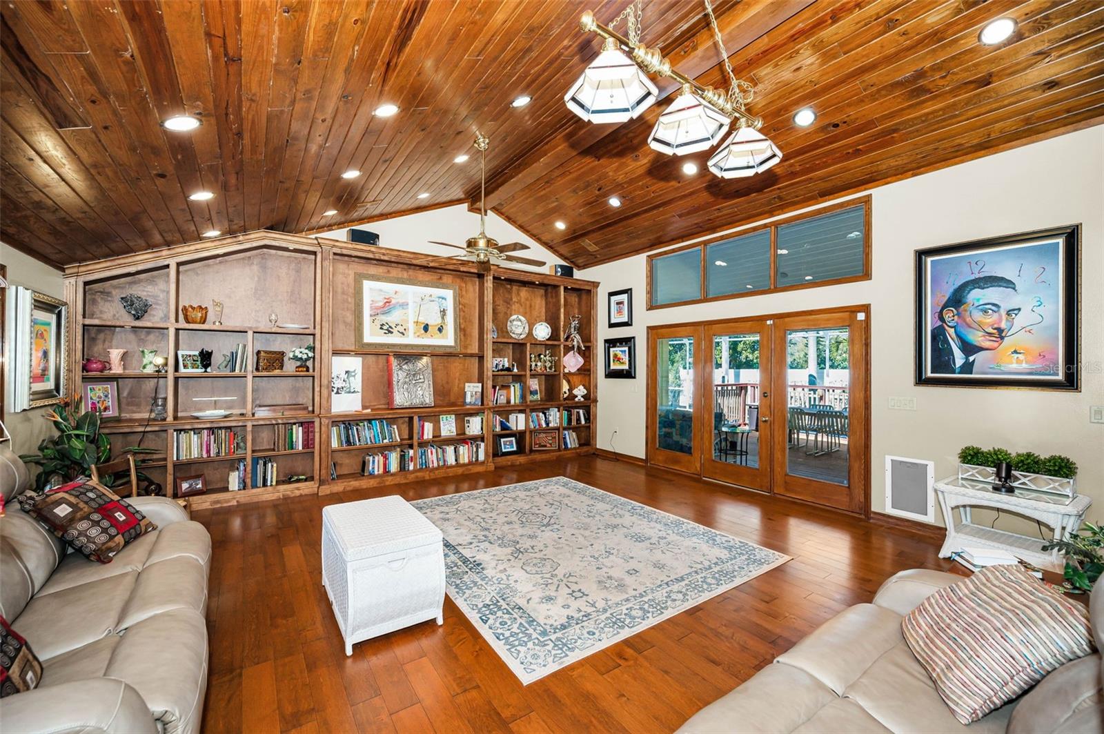 WHITNEY FARMS - Residential