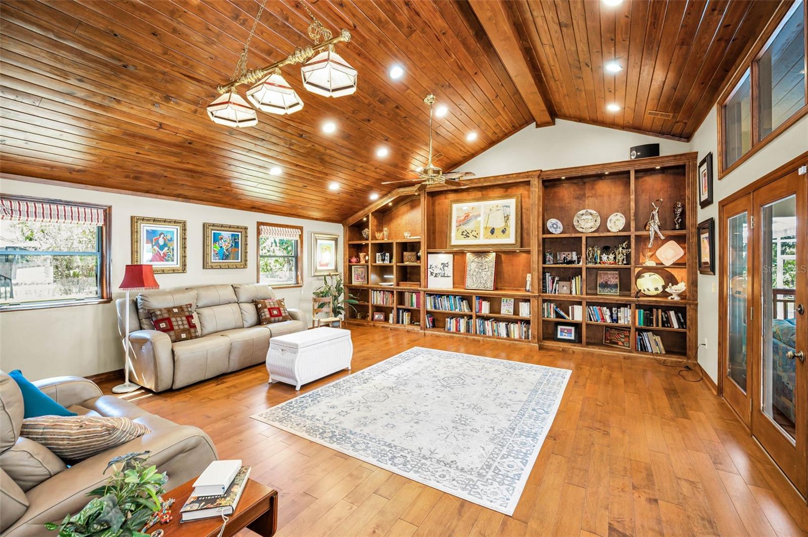 WHITNEY FARMS - Residential