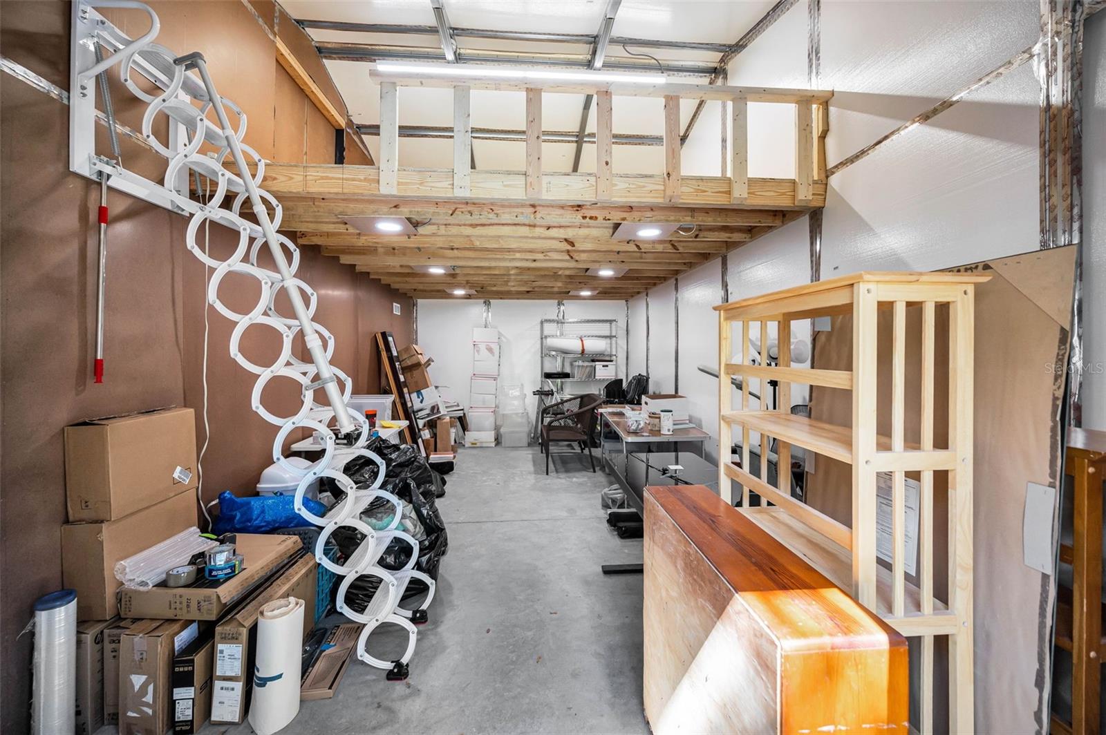 WHITNEY FARMS - Residential