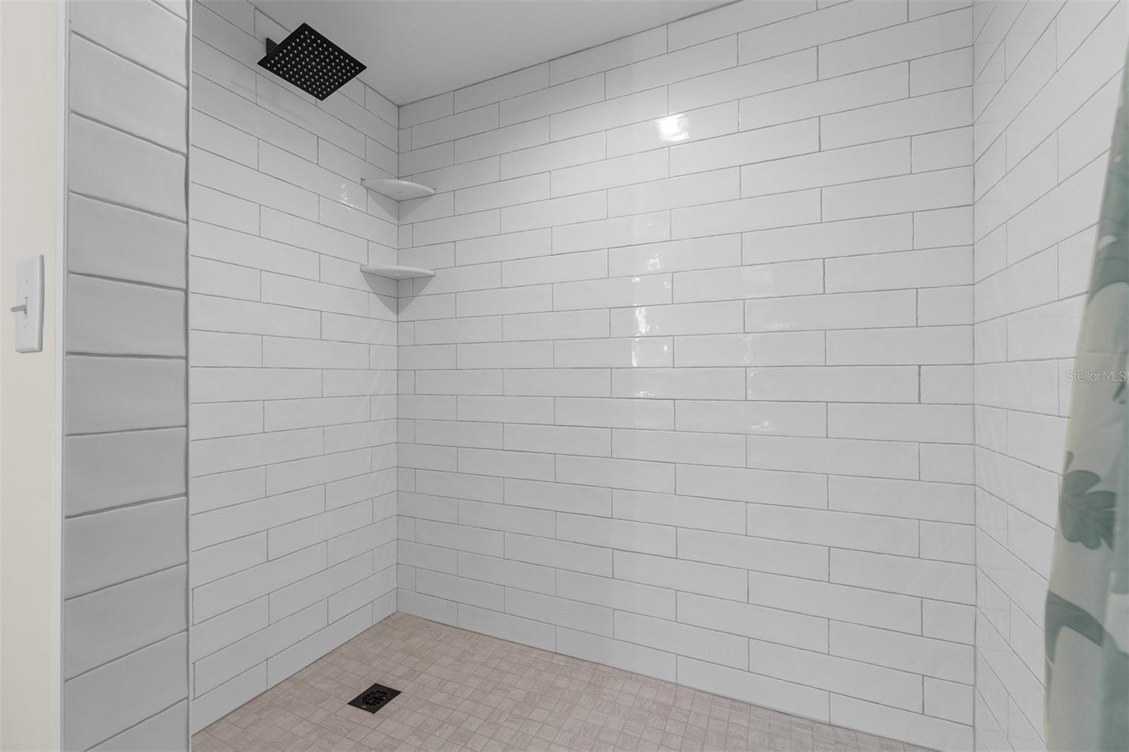 LINDA GLEN ESTATES - Residential