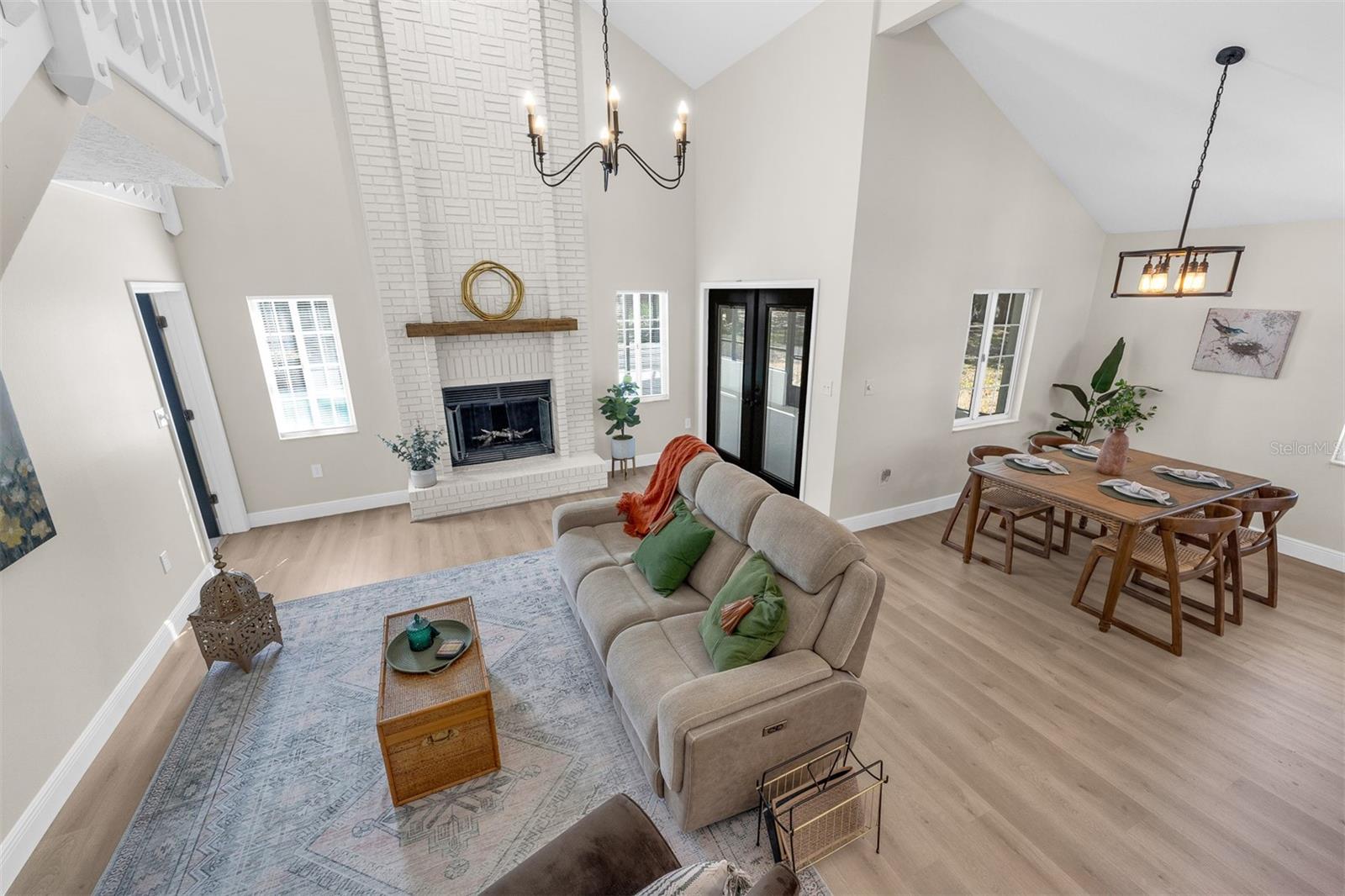 LINDA GLEN ESTATES - Residential