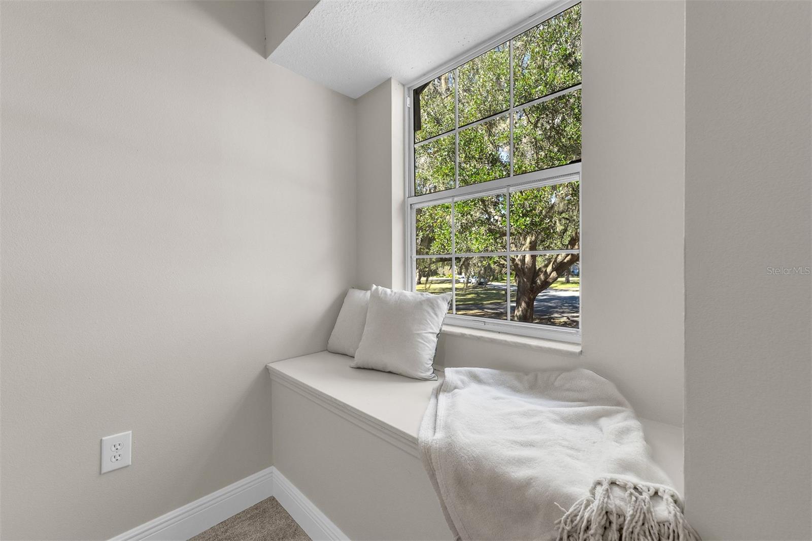 LINDA GLEN ESTATES - Residential